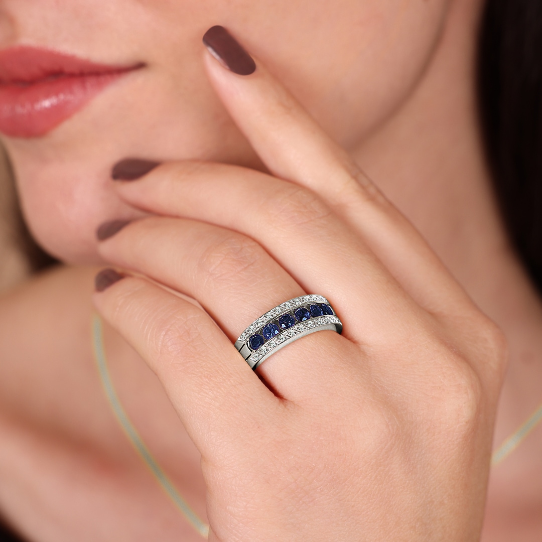 Saphirring 750/18 K Weissgold mit Diamanten 0.14 ct H/si