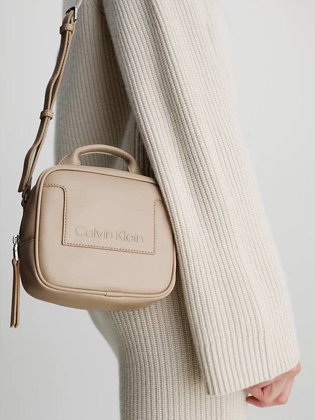 Bolsa de ombro pequena