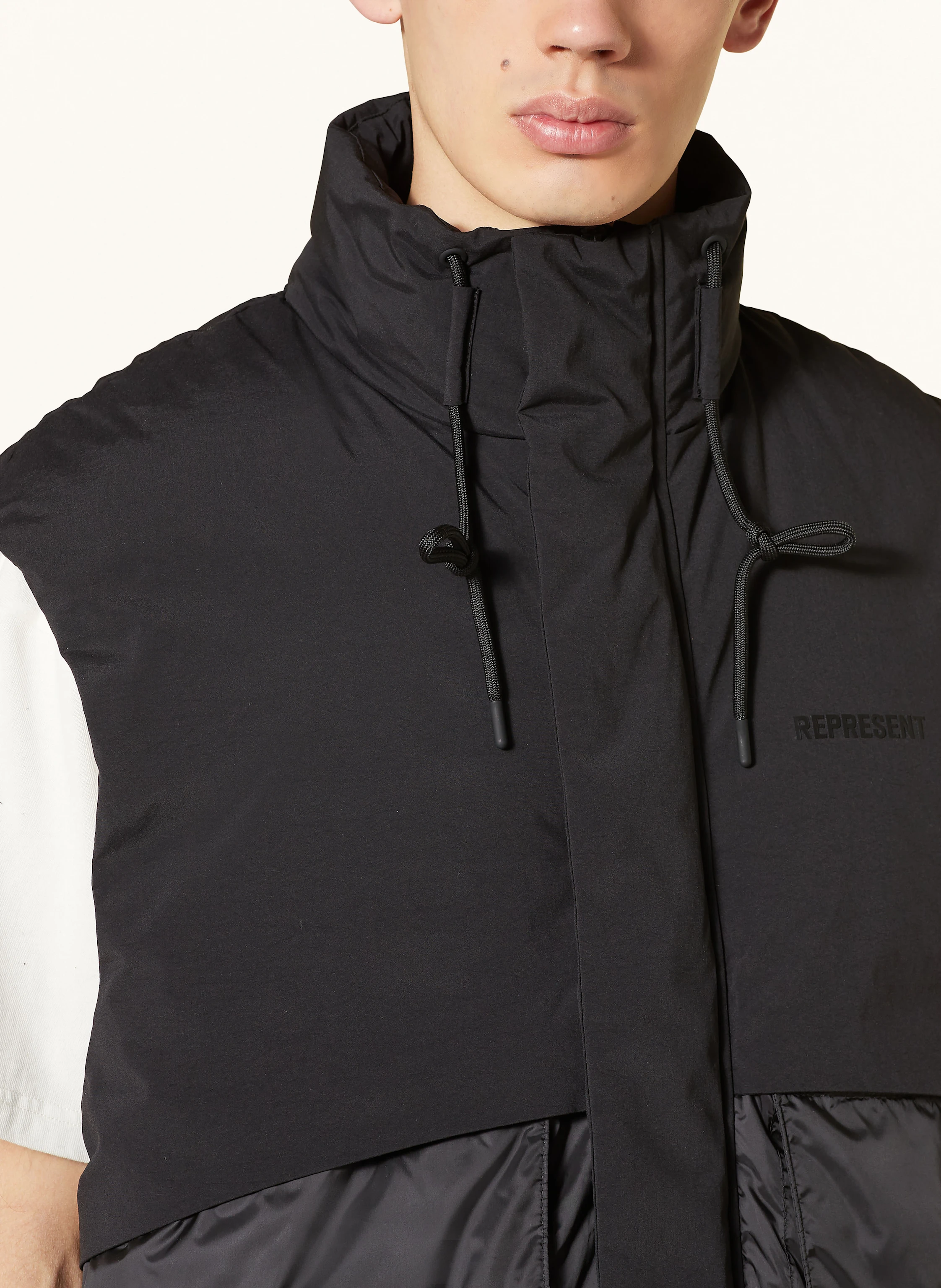 REPRESENT Daunenweste im Materialmix