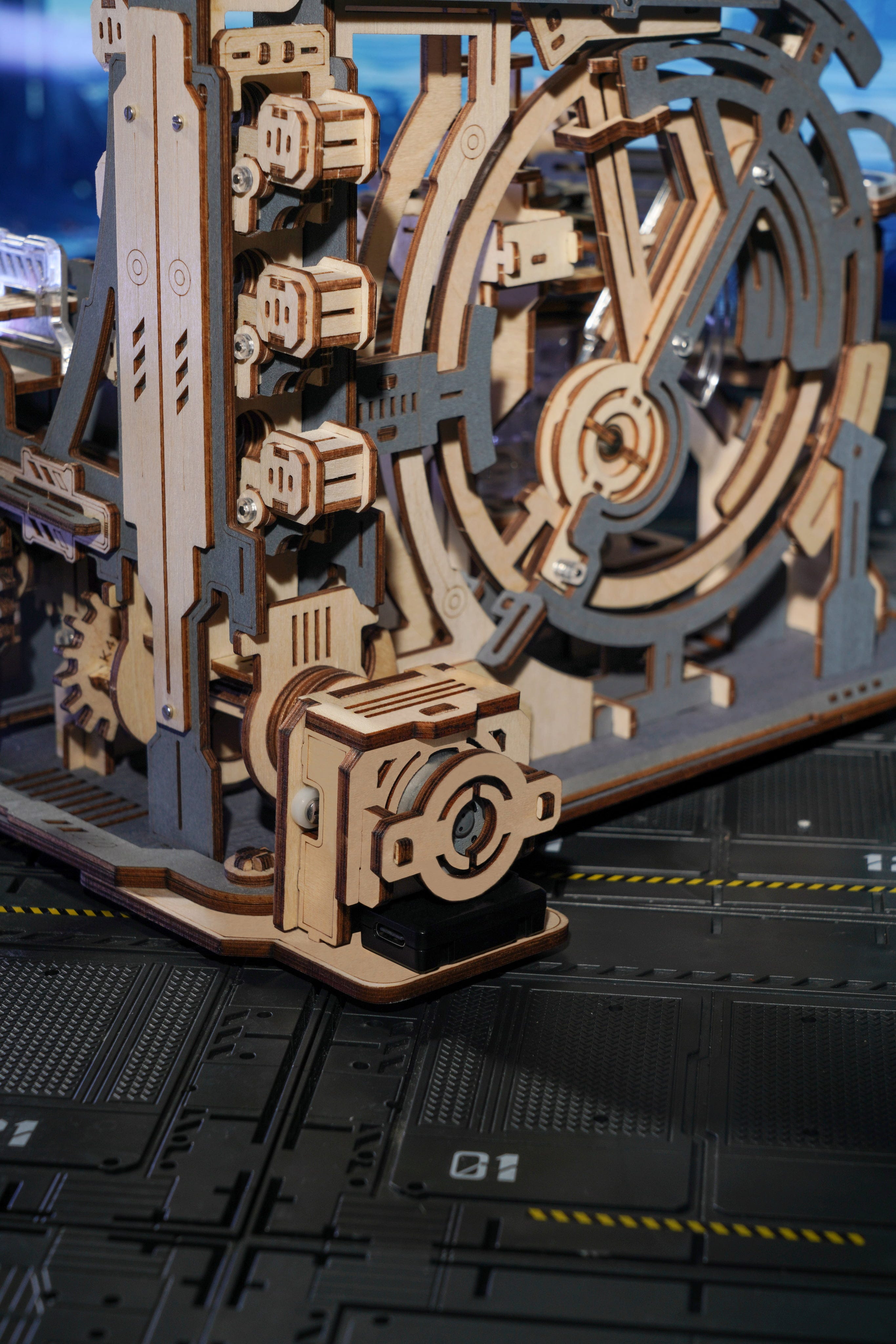 ROKR  Marble Spaceport    3D Holzpuzzle: Startklar für die nächste Umlaufbahn