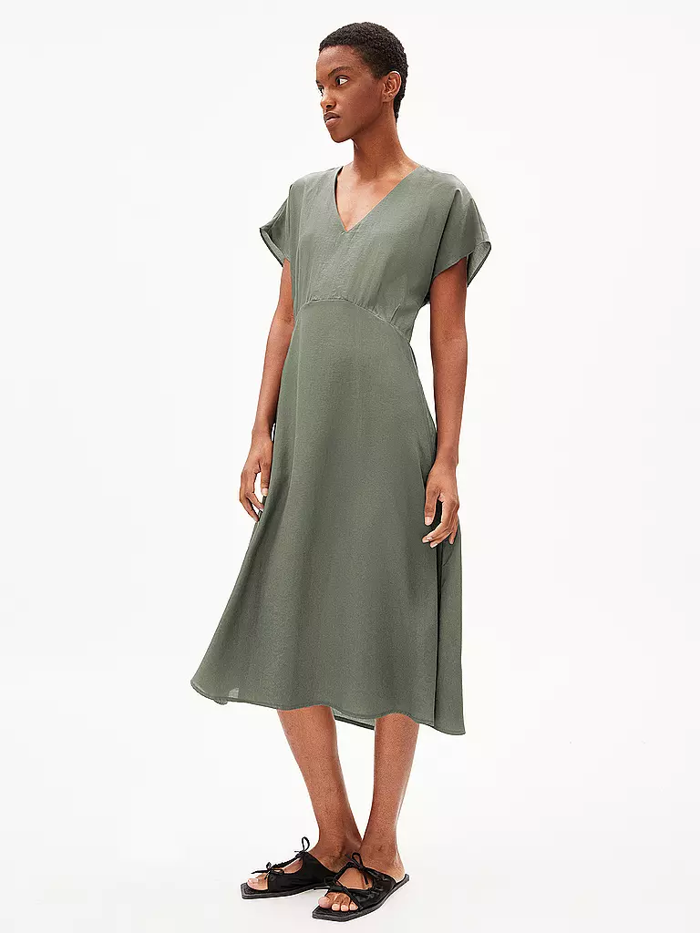 ARMEDANGELS Midikleid AALBINE olive