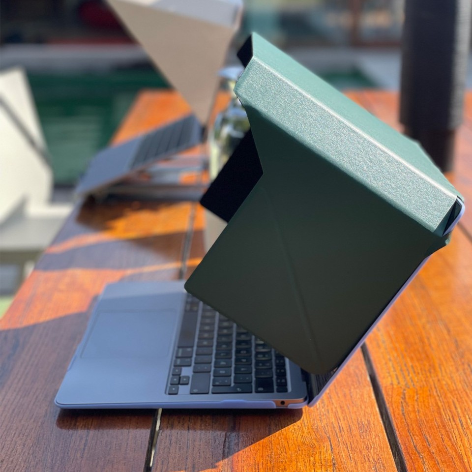 Philbert - Sun Shade & Privacy Ultra Slim Hood - Universal 15”/16” - Dusty green