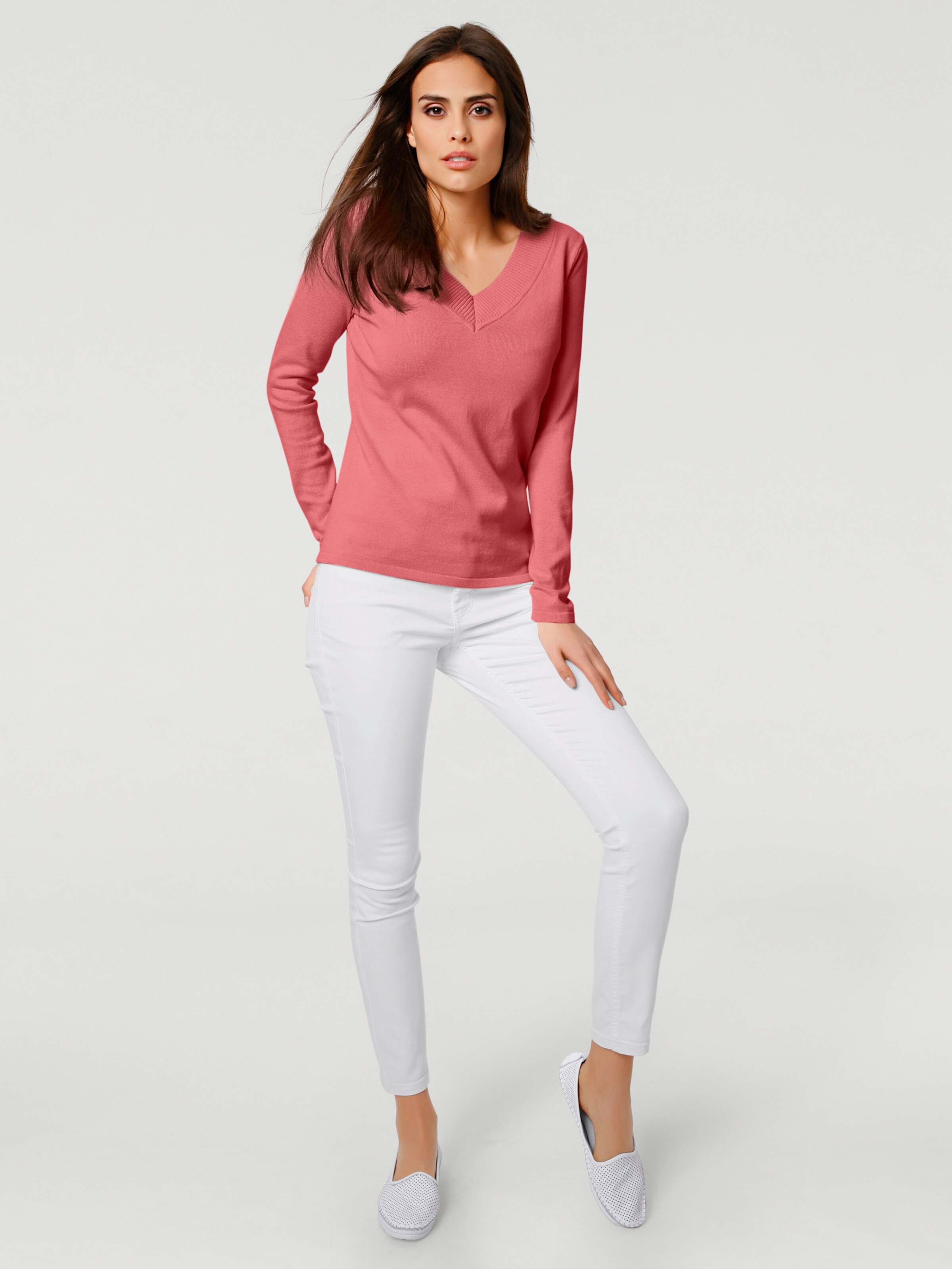 V-Pullover