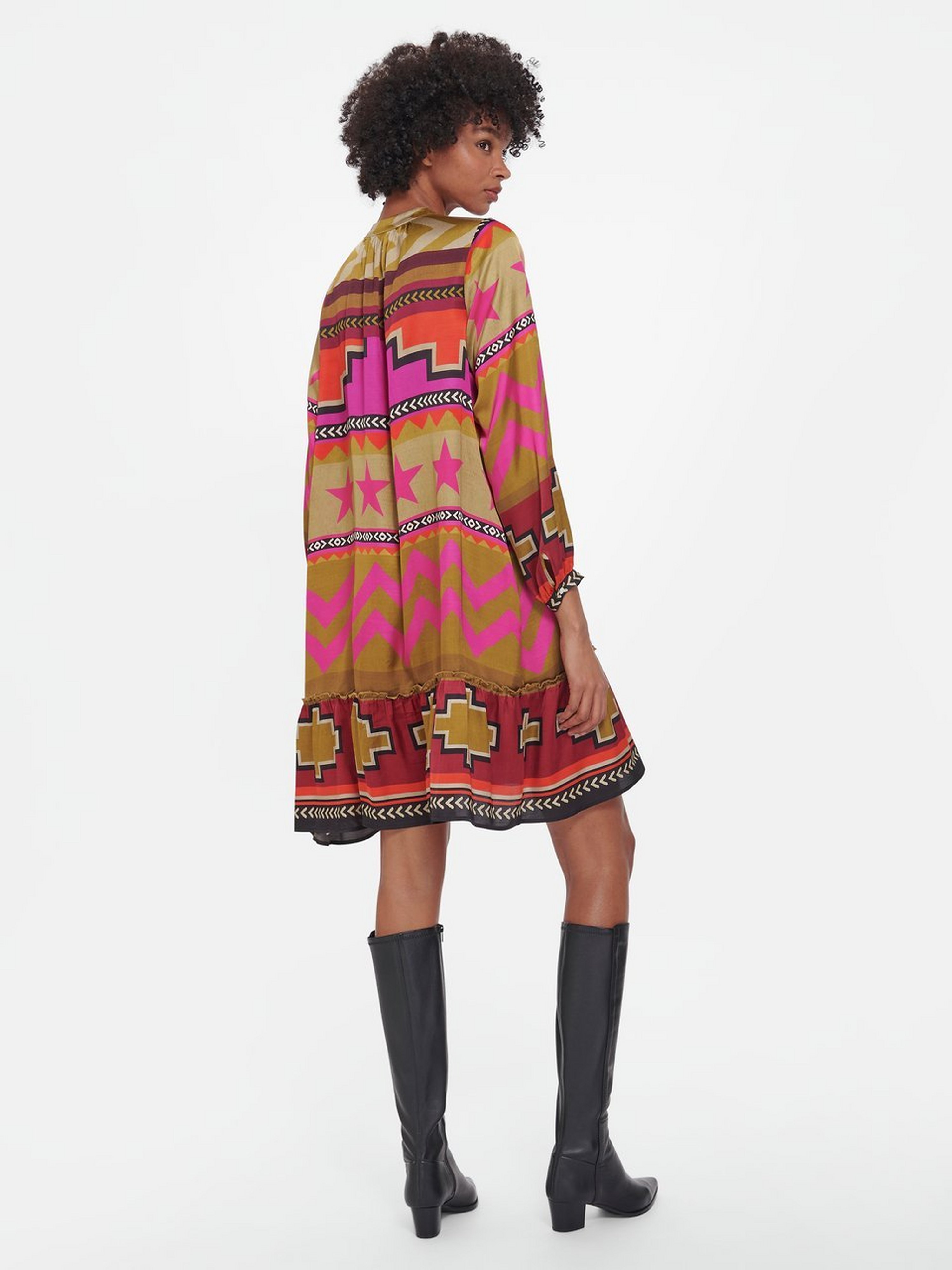 Kleid in A-Linie mit V-Ausschnitt