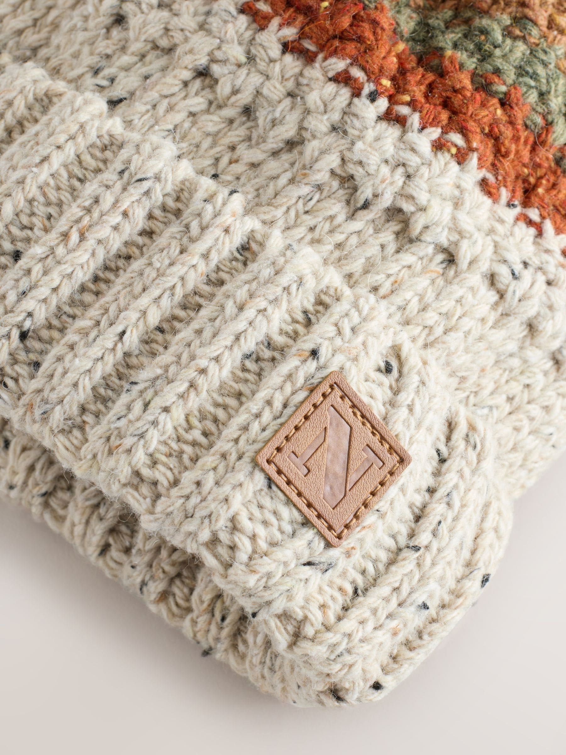 Naturel met strepen - Beanie-muts met pompon (3mnd-16jr)