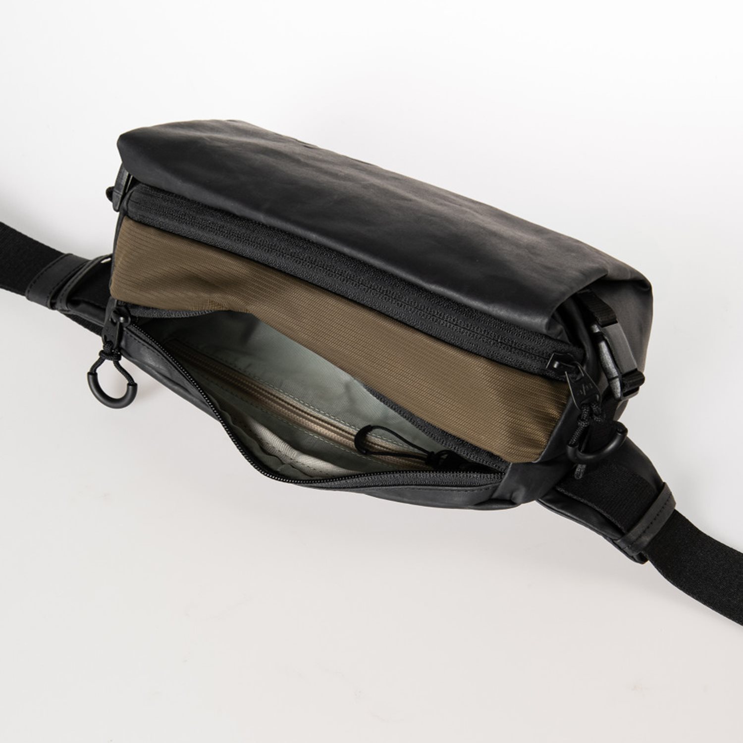 Aunts & Uncles Ishikari RE Hipbag black