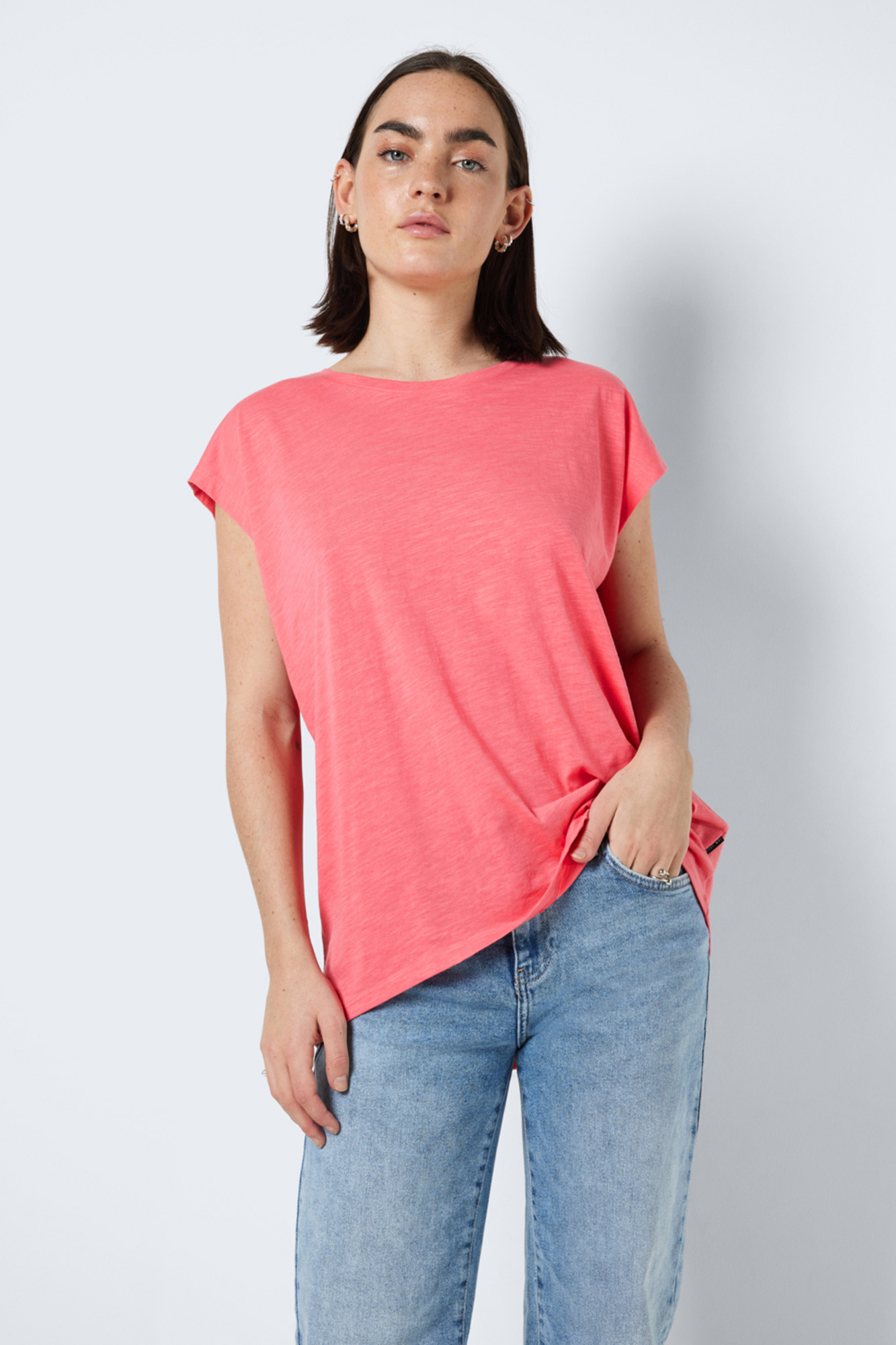 Camiseta de manga comprida e camiseta de manga curta