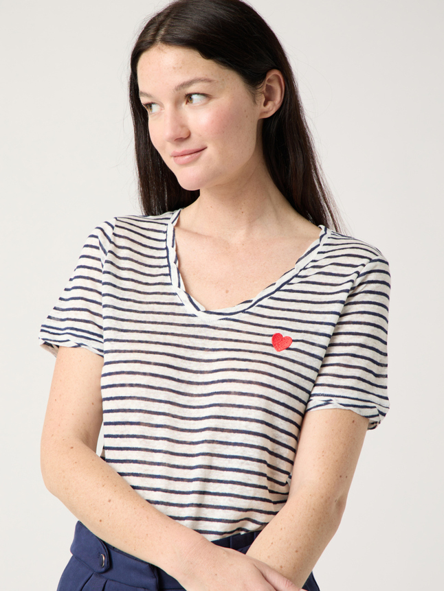 Top col tressé broderie coeur