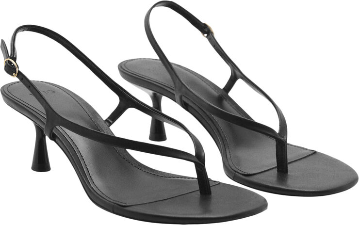MANGO SANDALS. -- URI Black