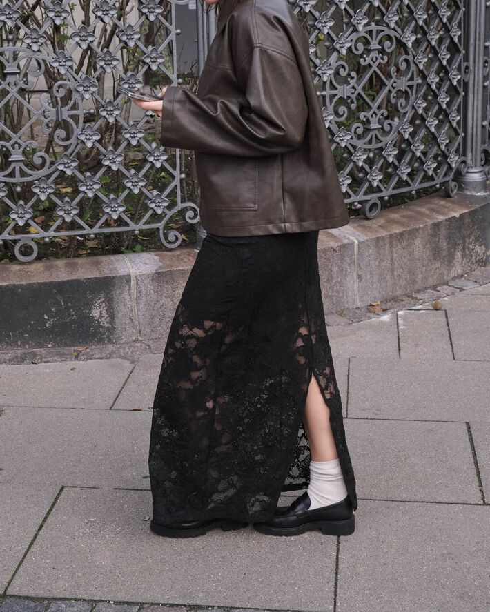Neo Noir Emmie Lace Skirt Black