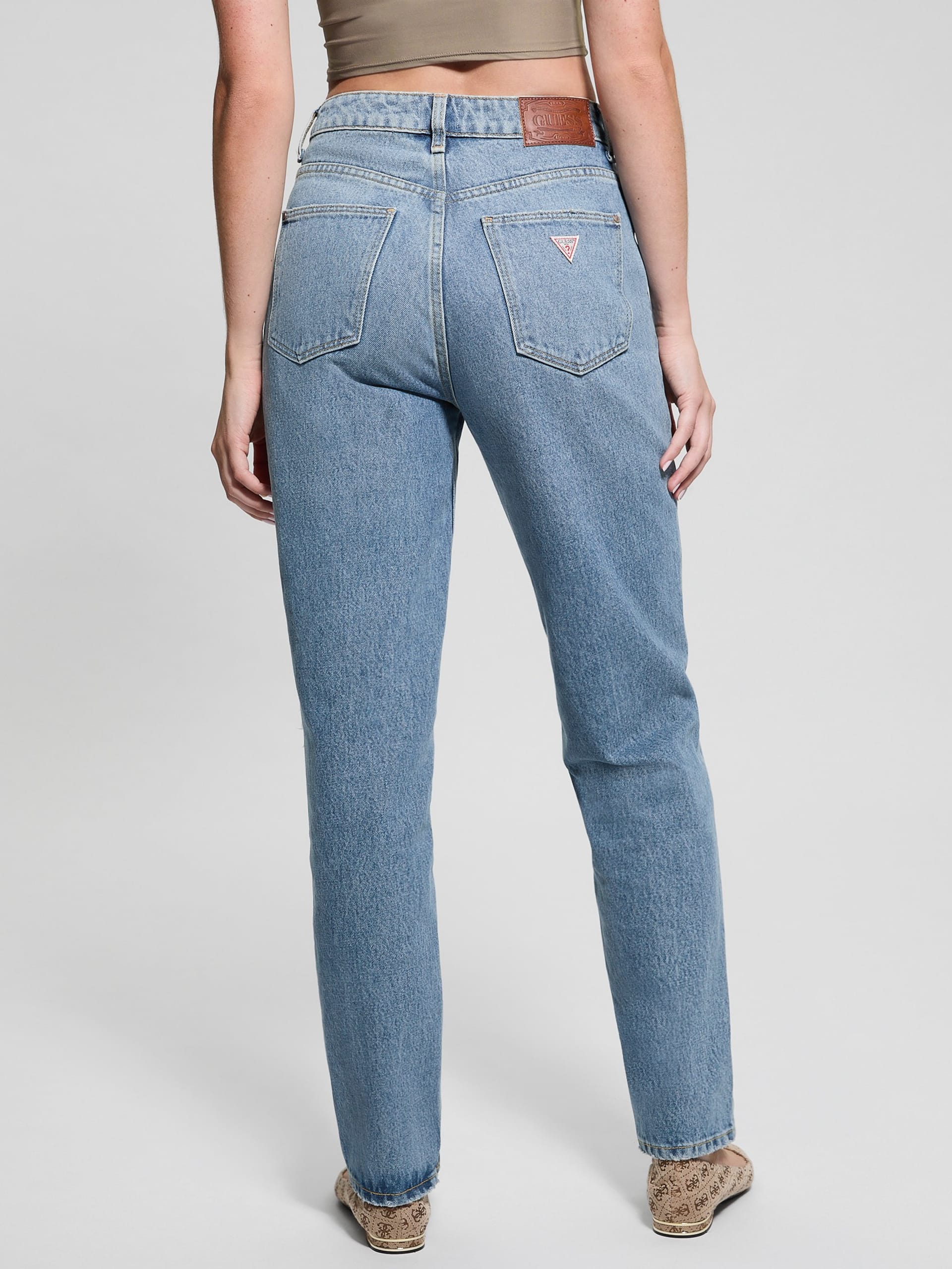 Calça jeans mom eco destroyed