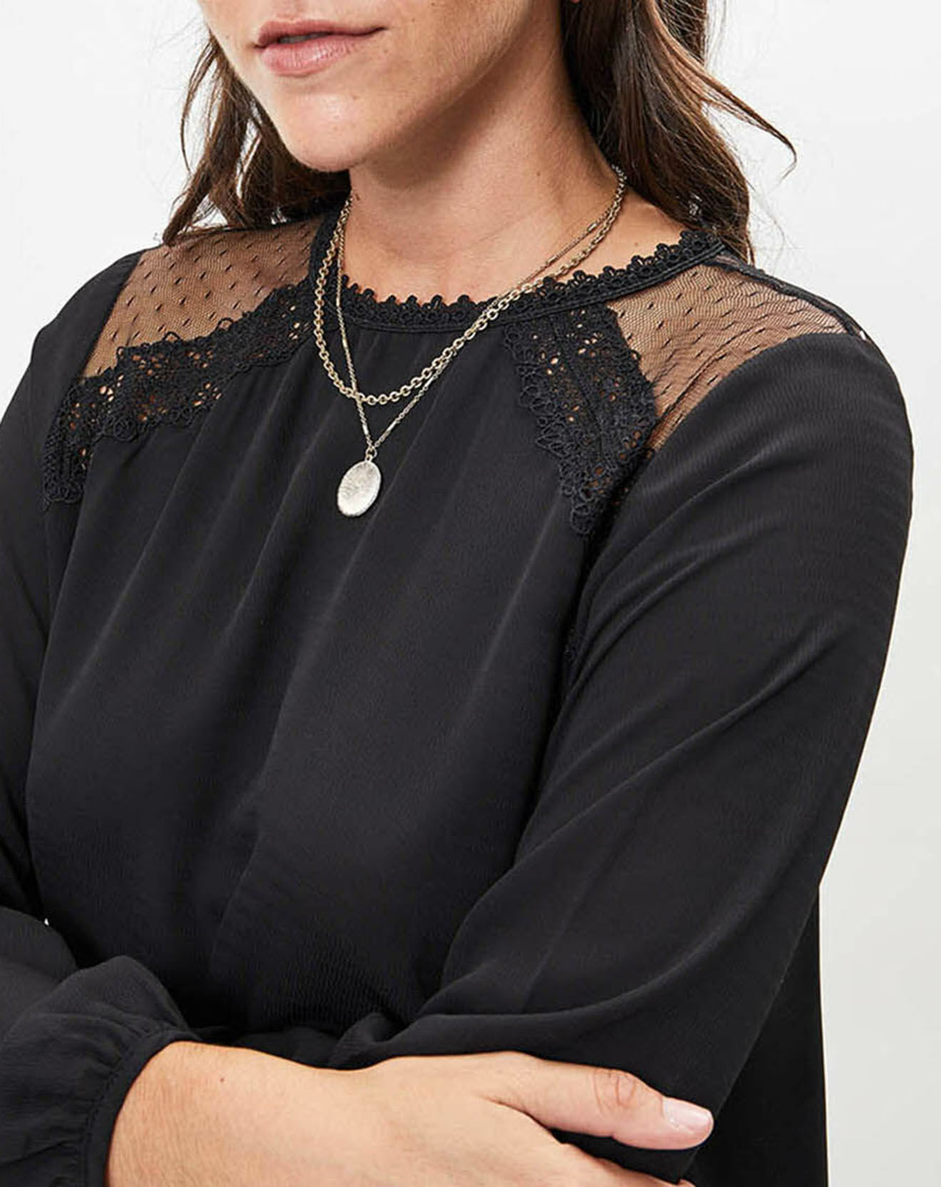 Molly Bracken Robe Woven broderie noire