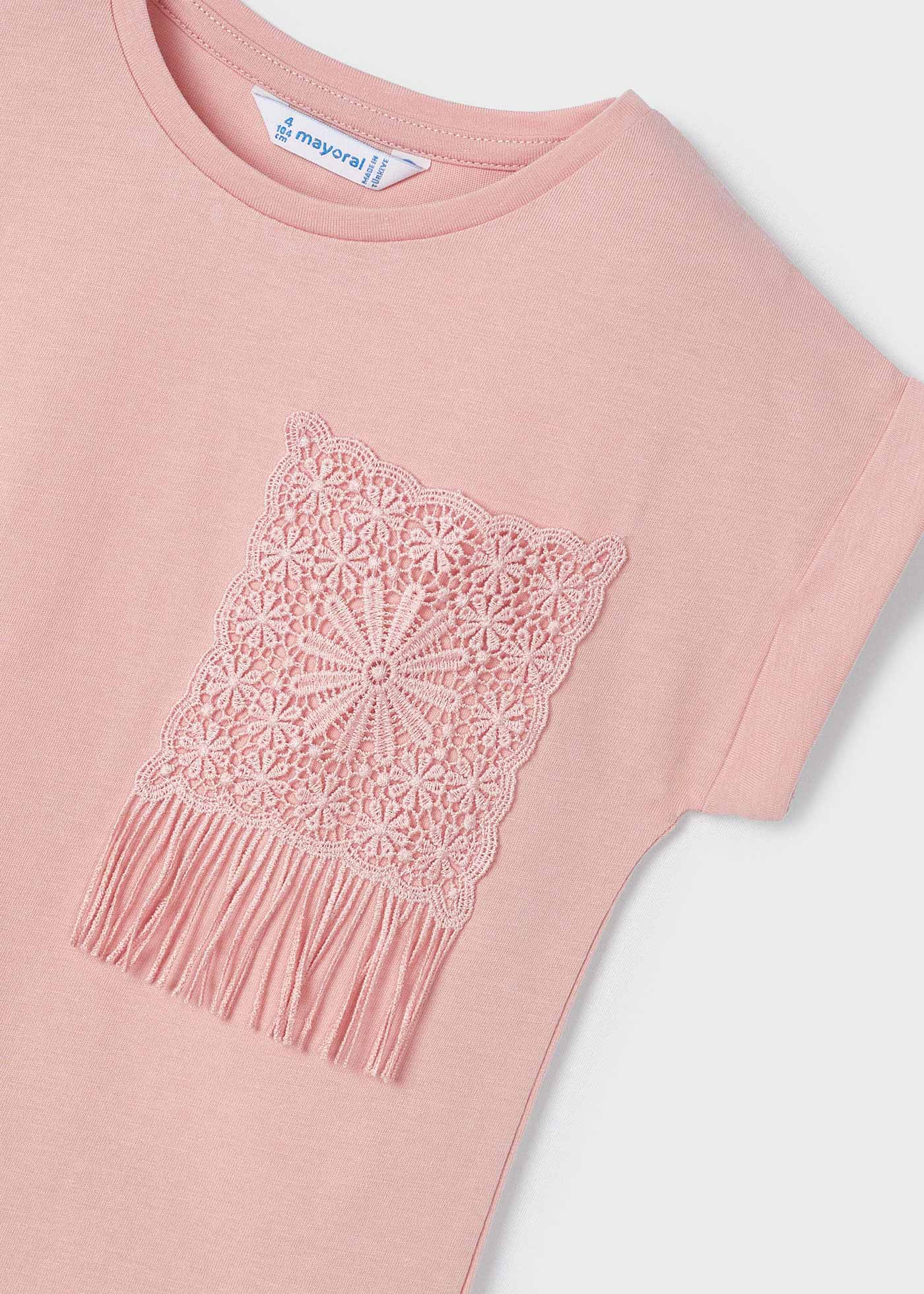Camiseta branca de crochê com bolso para meninas