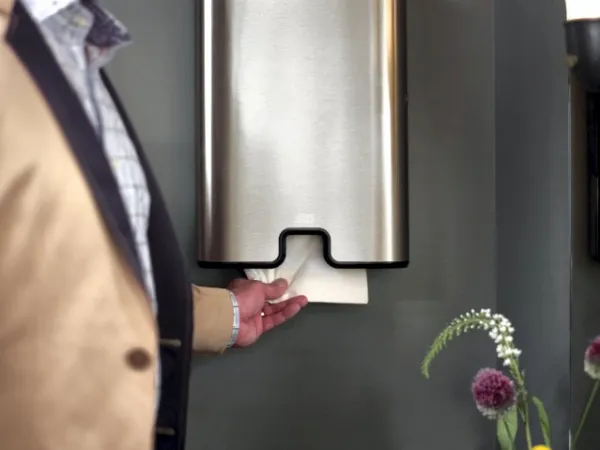 Dispenser Tork Xpress® H2 stål