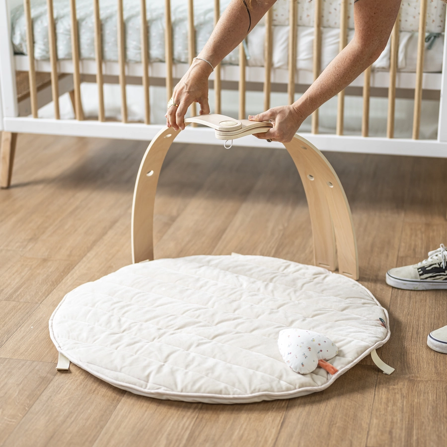Nattou Krabbeldecke mit Holzbogen