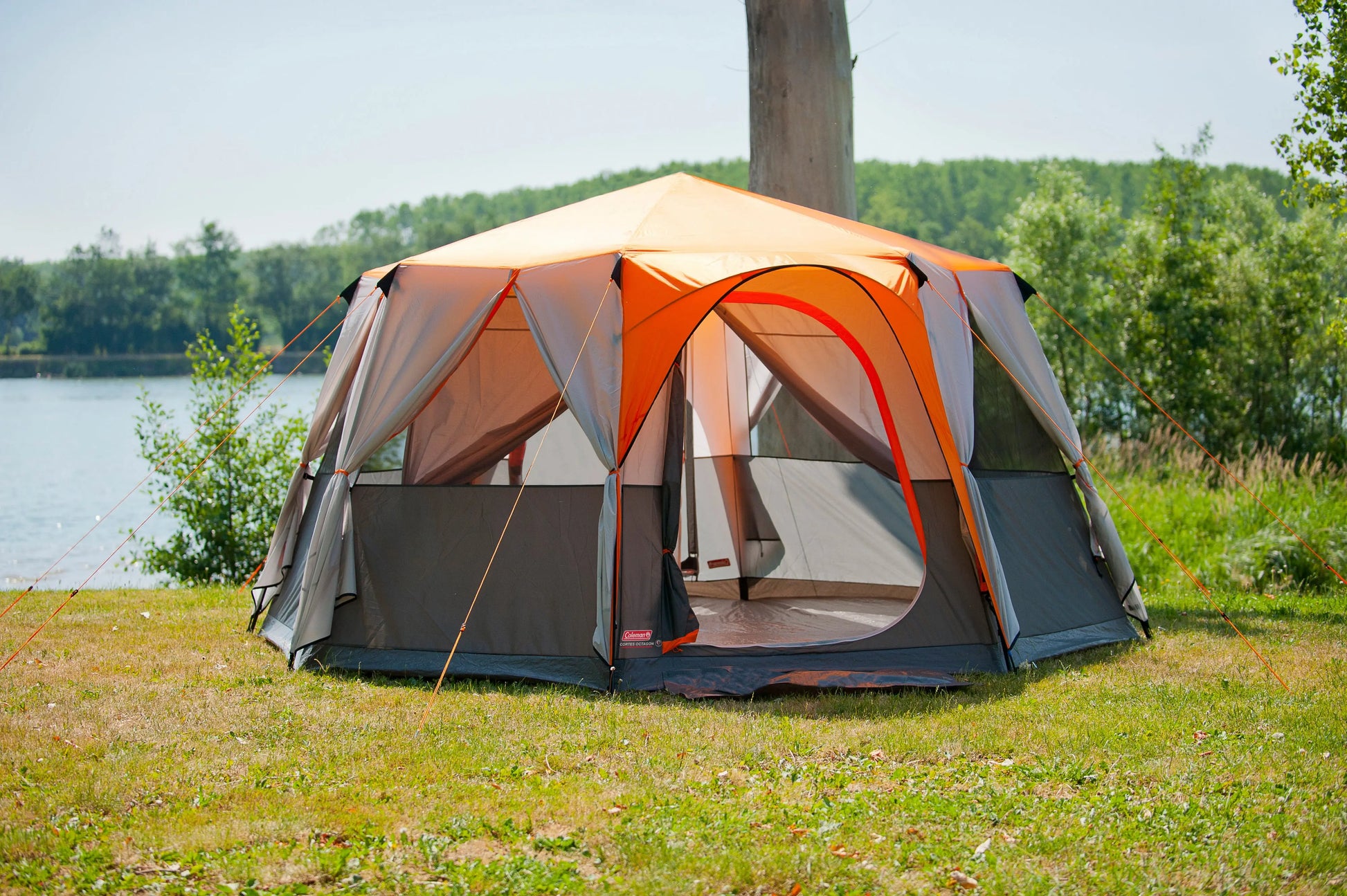 Coleman Octagon 8 Orange
