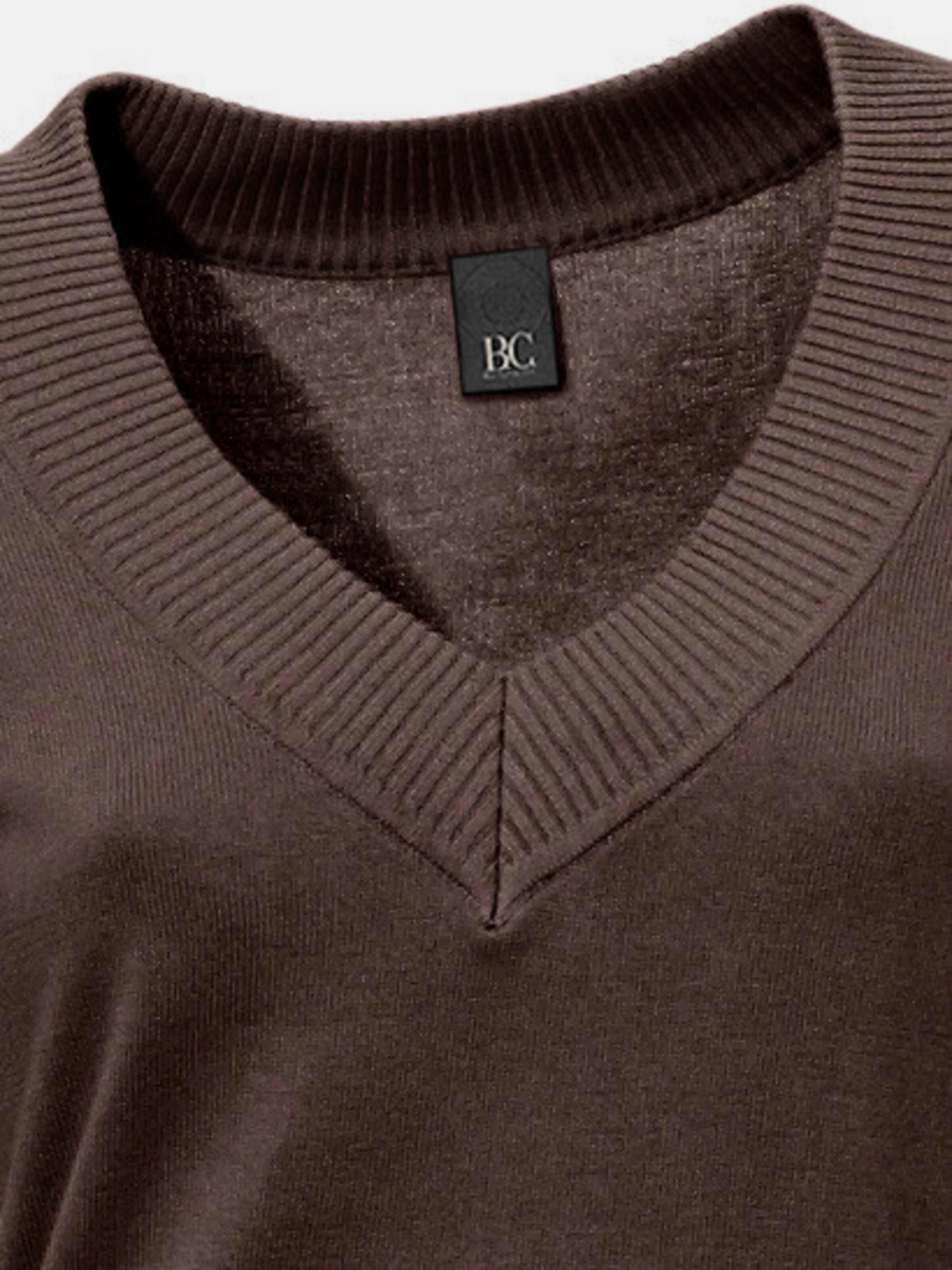 V-Pullover
