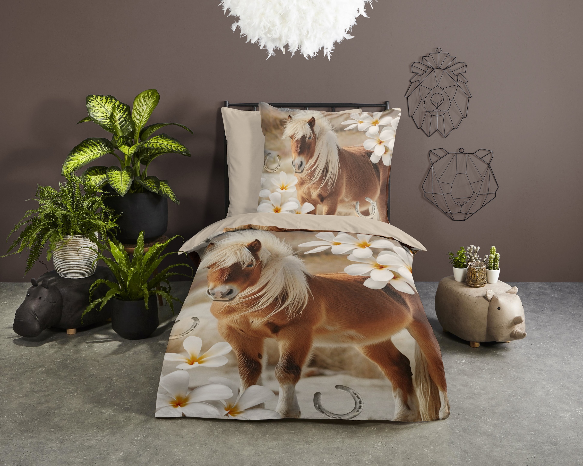 PURE luxury collection Kinderbettwäsche »Fabi« 2 Stk. tlg. Mikrofaser, 135x200, 2 Teilig, Wendeoptik, Kind, Mädchen, Pferd, Blume