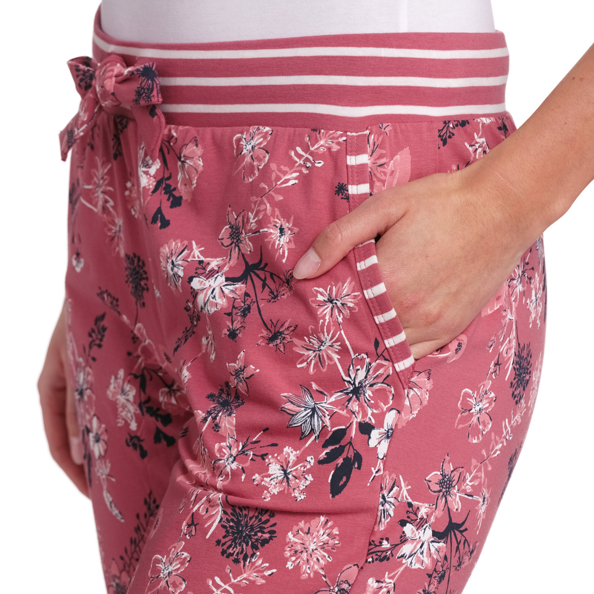 Gina Benotti Damen Schlafhose mit Blumen himbeer
