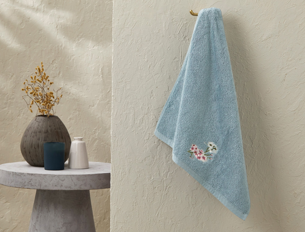 Serviette de bain brodée-Florescence