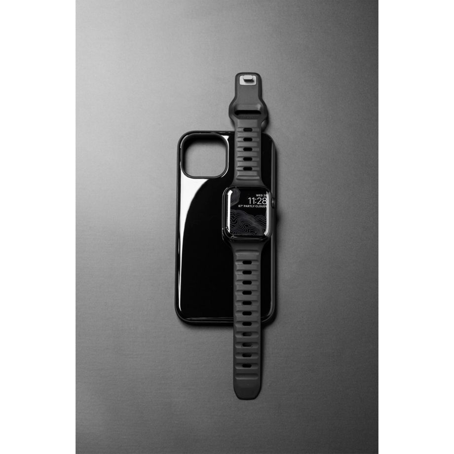 iPhone 13 Pro MagSafe Hardcase Hülle Sport Case (NM01042785) - Schwarz (Glanz)