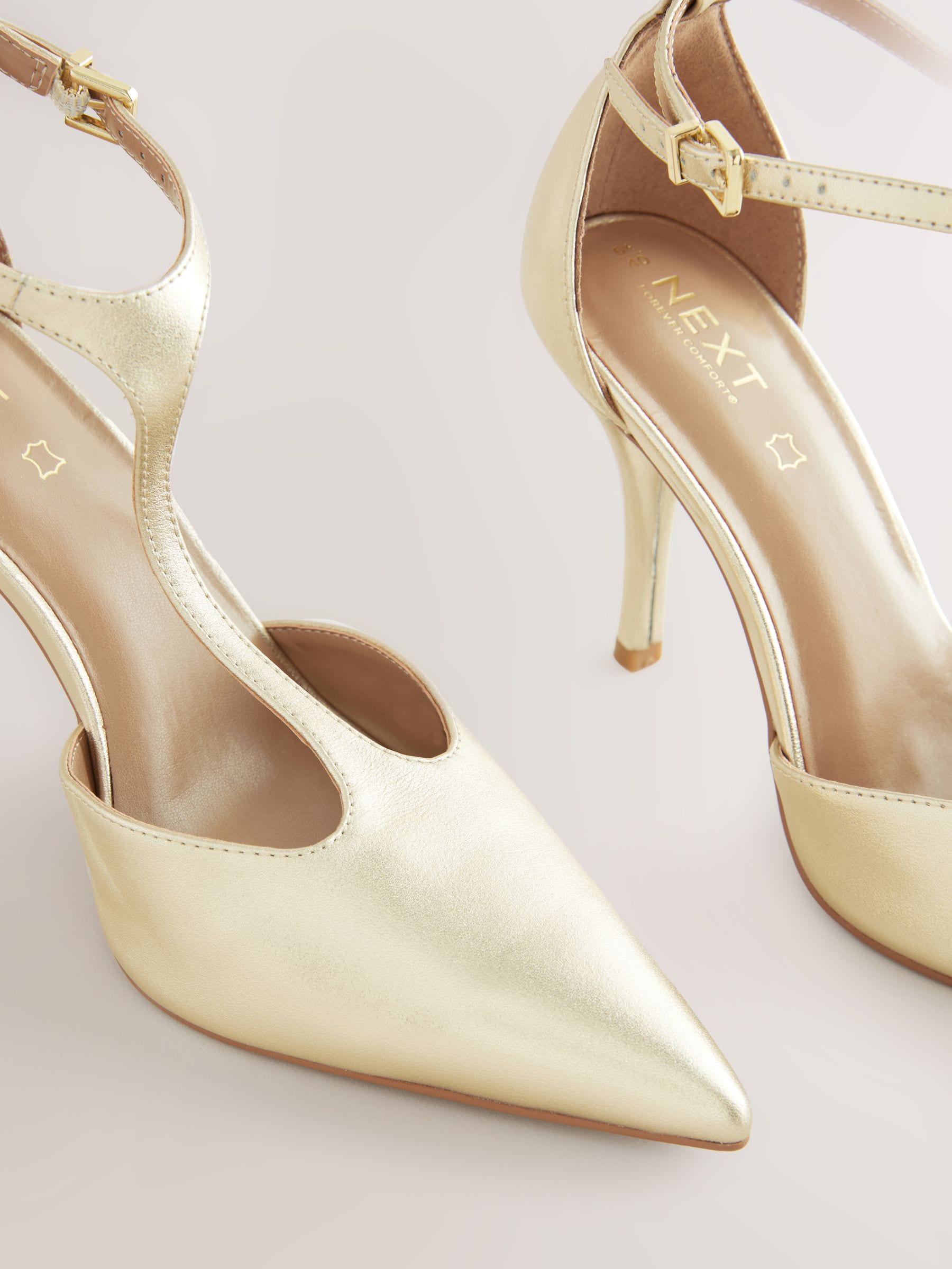 Goud - Leather T-Bar Pointed Toe Heels