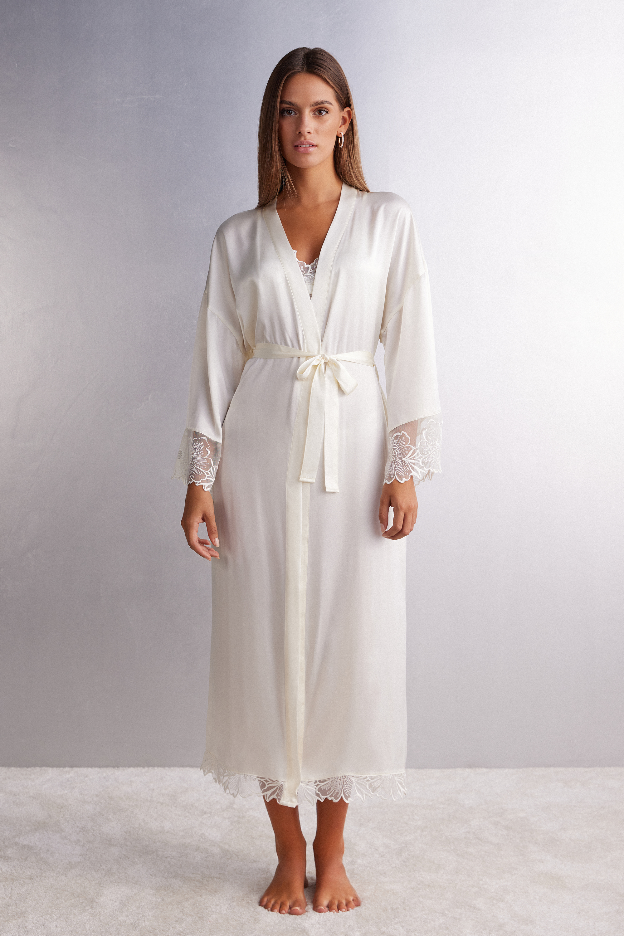 Robe de cetim de seda Darlings