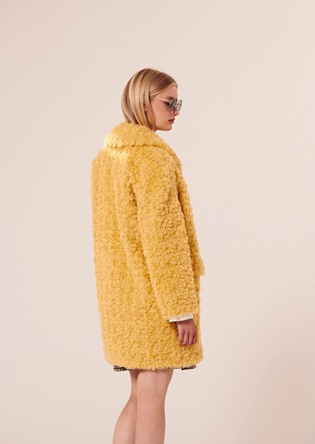 Manteau Maeljaune en fausse fourrure