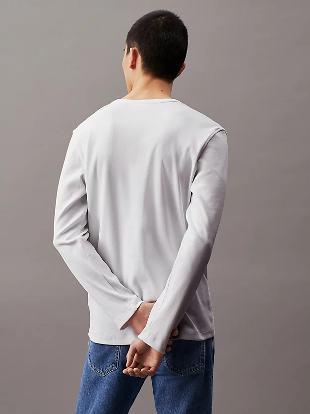 Camiseta Henley canelada de manga comprida