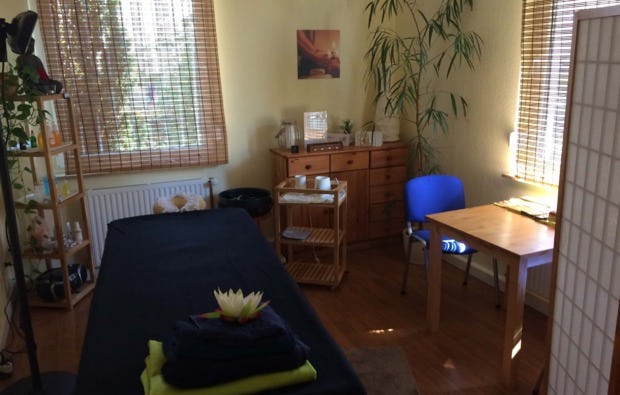 Hot Stone Massage - hot stonemassage  Ostfildern -  Stuttgart