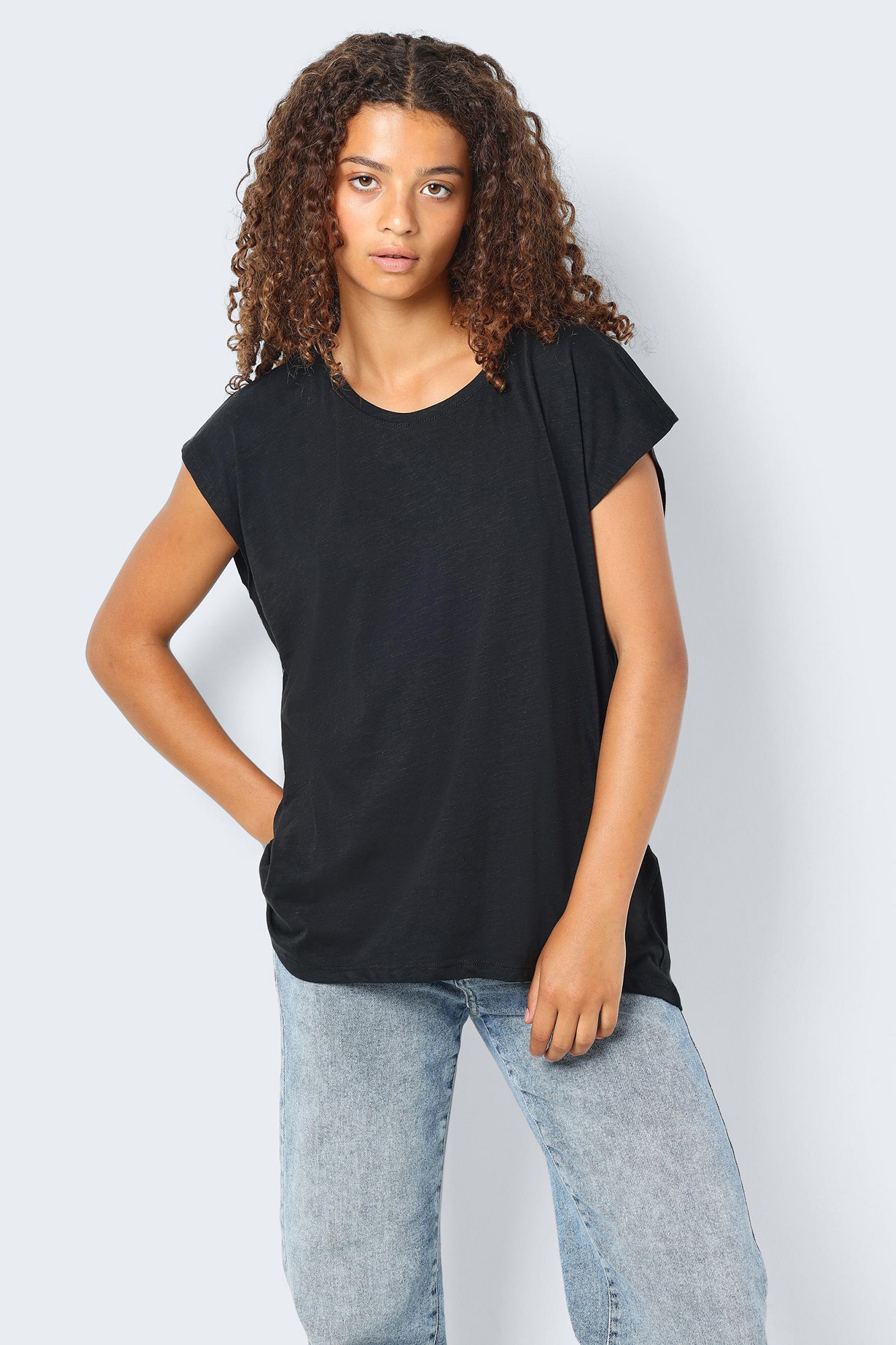 Camiseta de manga comprida e camiseta de manga curta