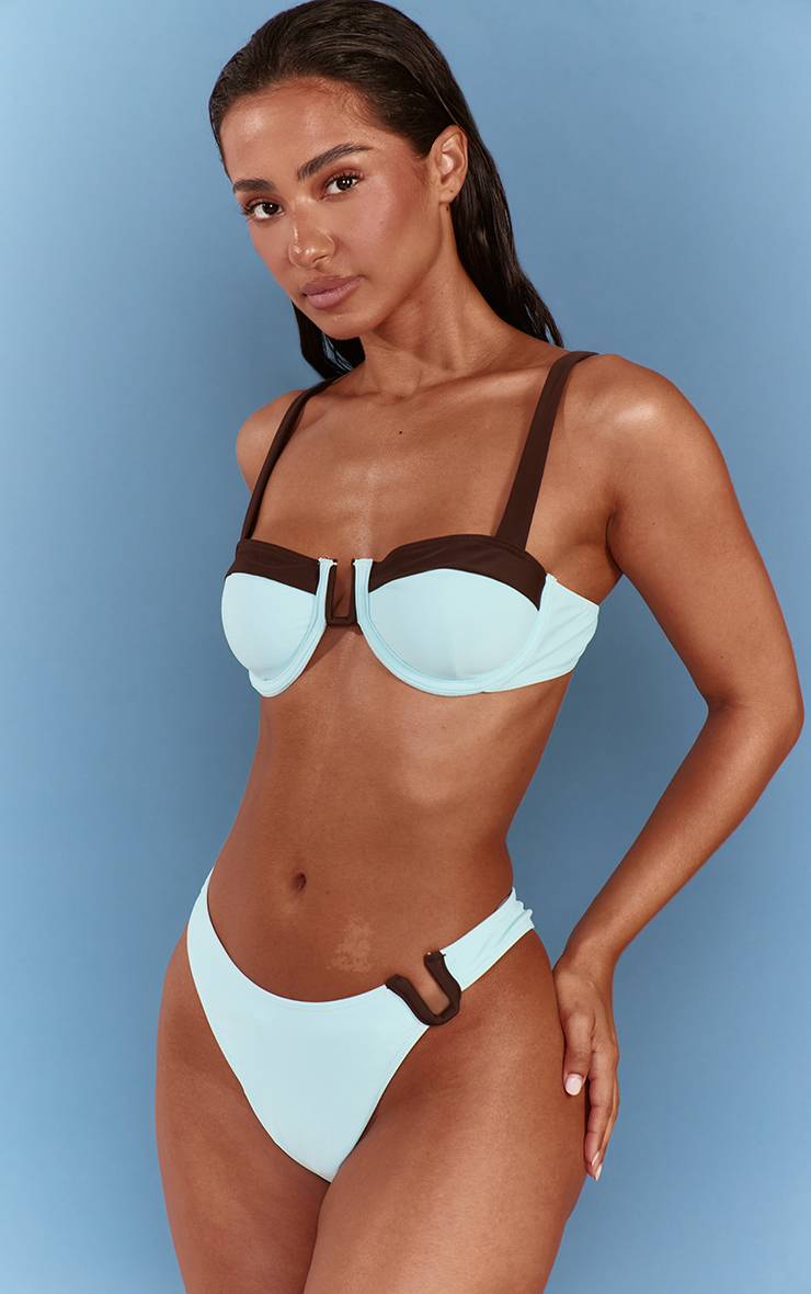 Bleu Clair Haut De Bikini À Armatures Avec Barre En U Contrastée