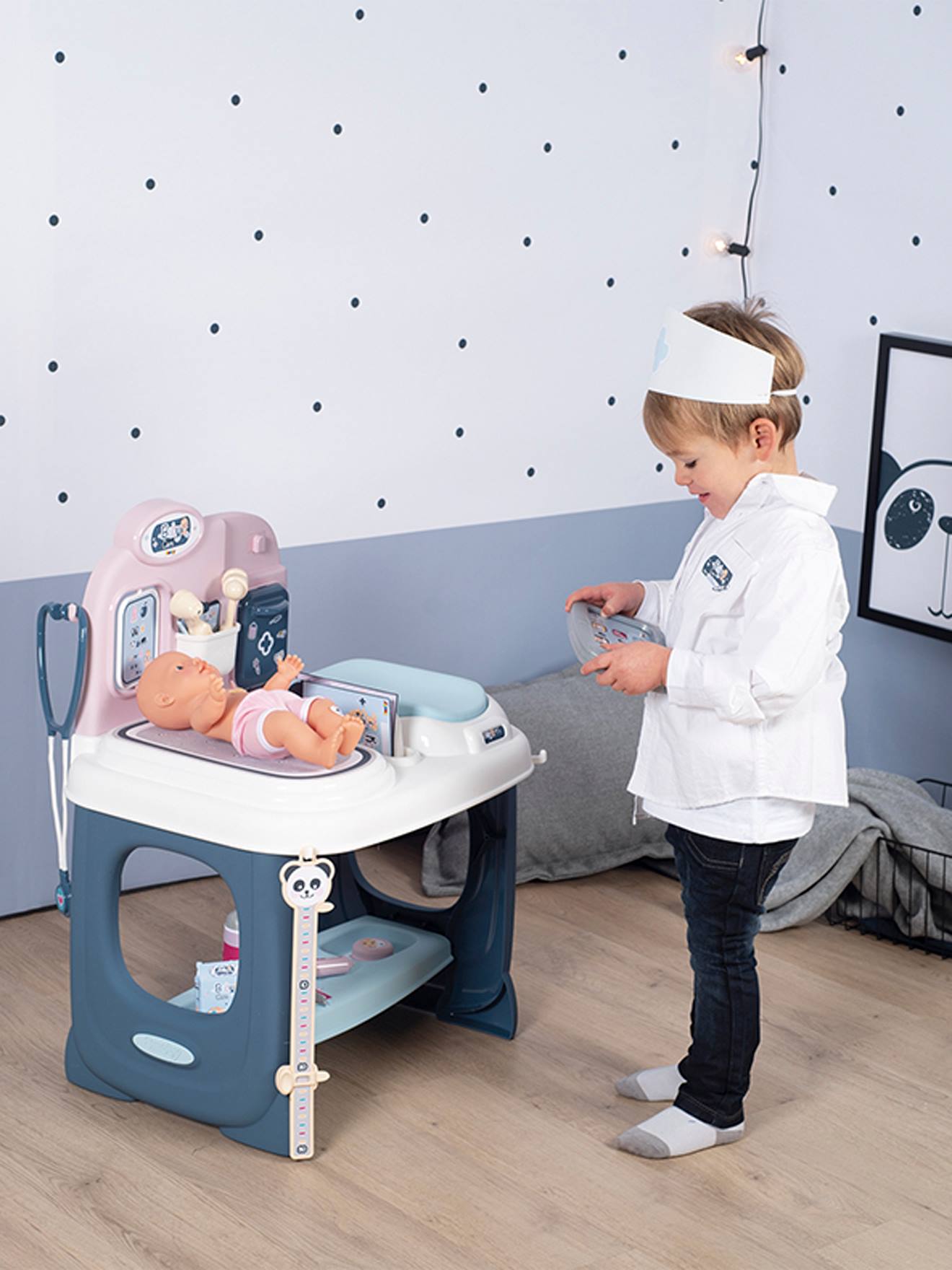 Centro de cuidados para bebês SMOBY, branco médio, liso com estampas.