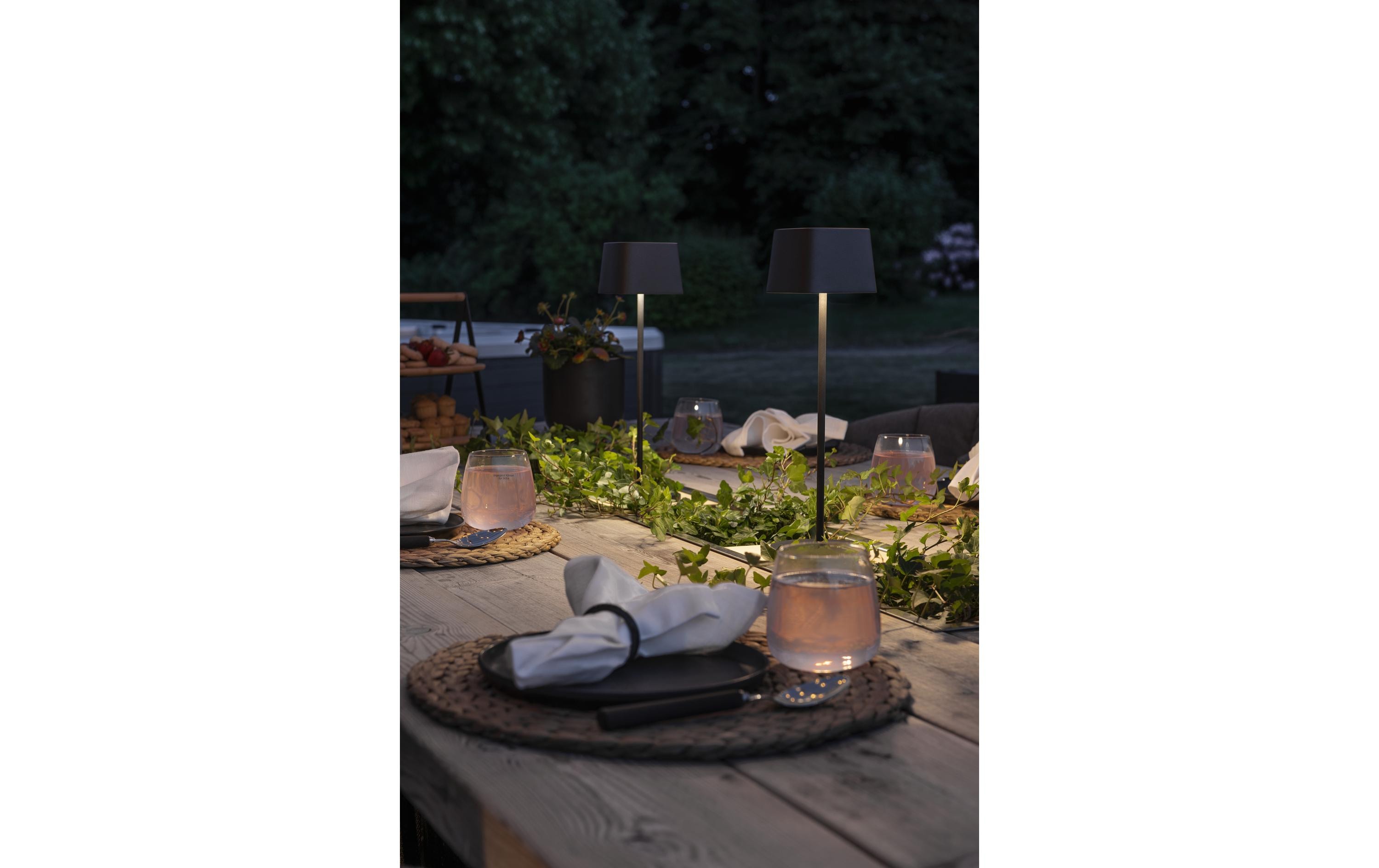 Akku-Tischleuchte Capri USB, 2700-3000 K, 2.2 W, SchwarzOutdoor-Leuchte