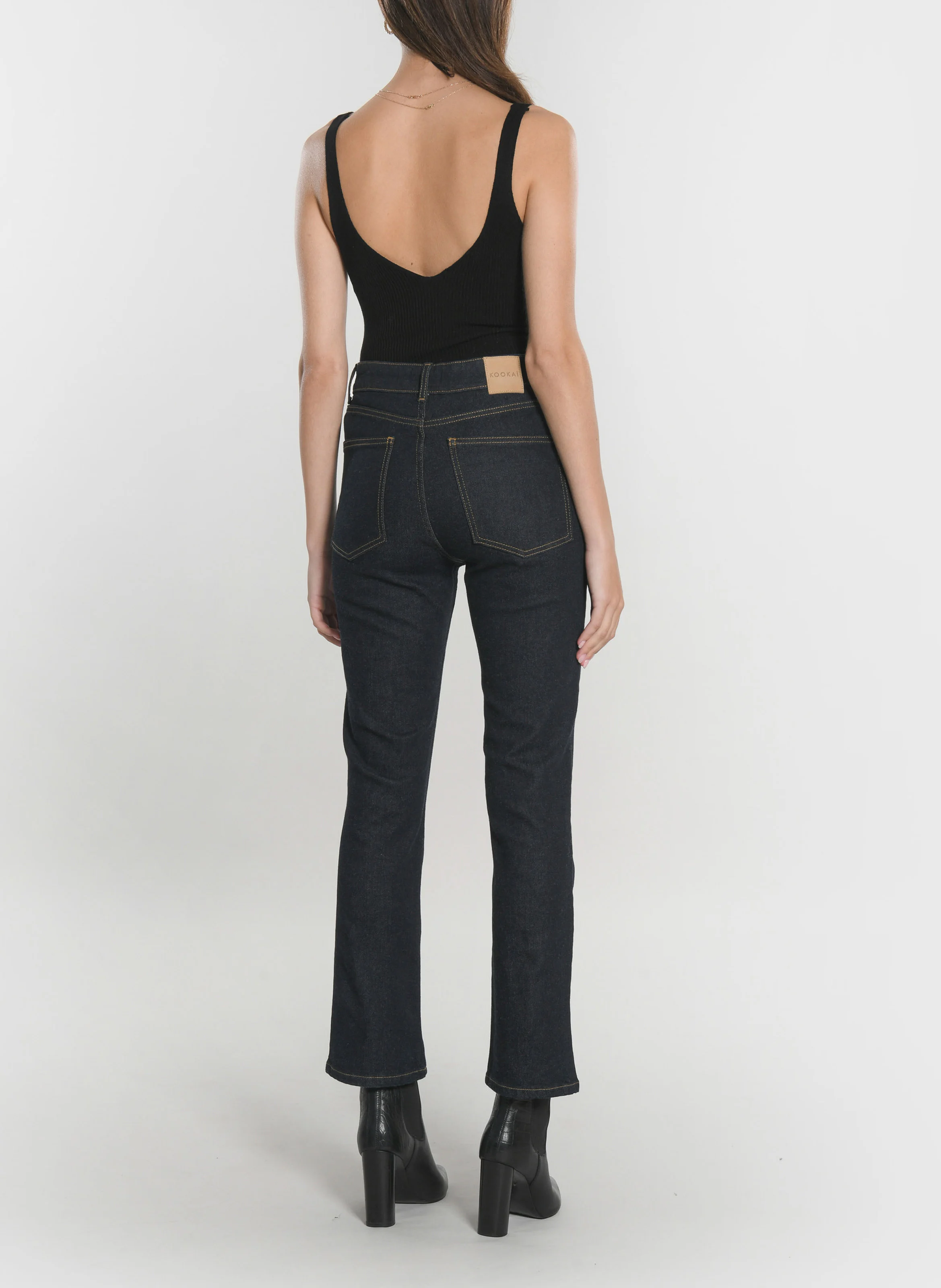 DAISY - Jean droit brut| Noir