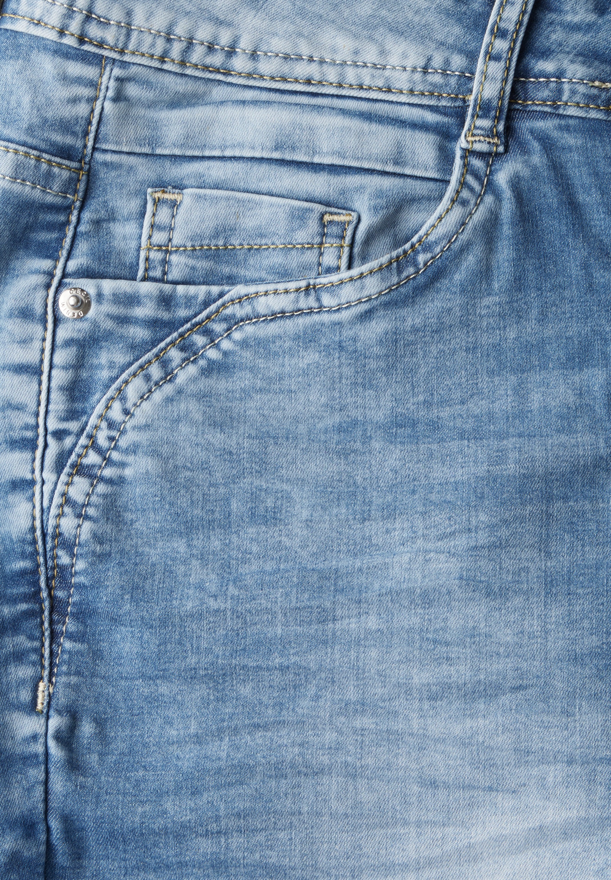 Cecil Caprijeans »Style Toronto«