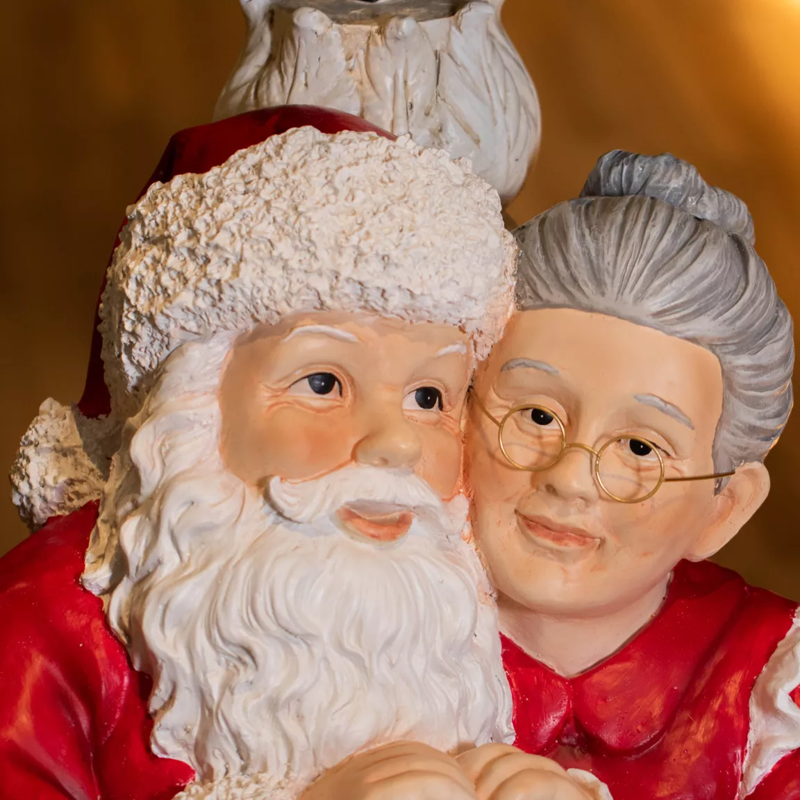 Pied de sapin géant (H97 cm) Père et Mère de Noël