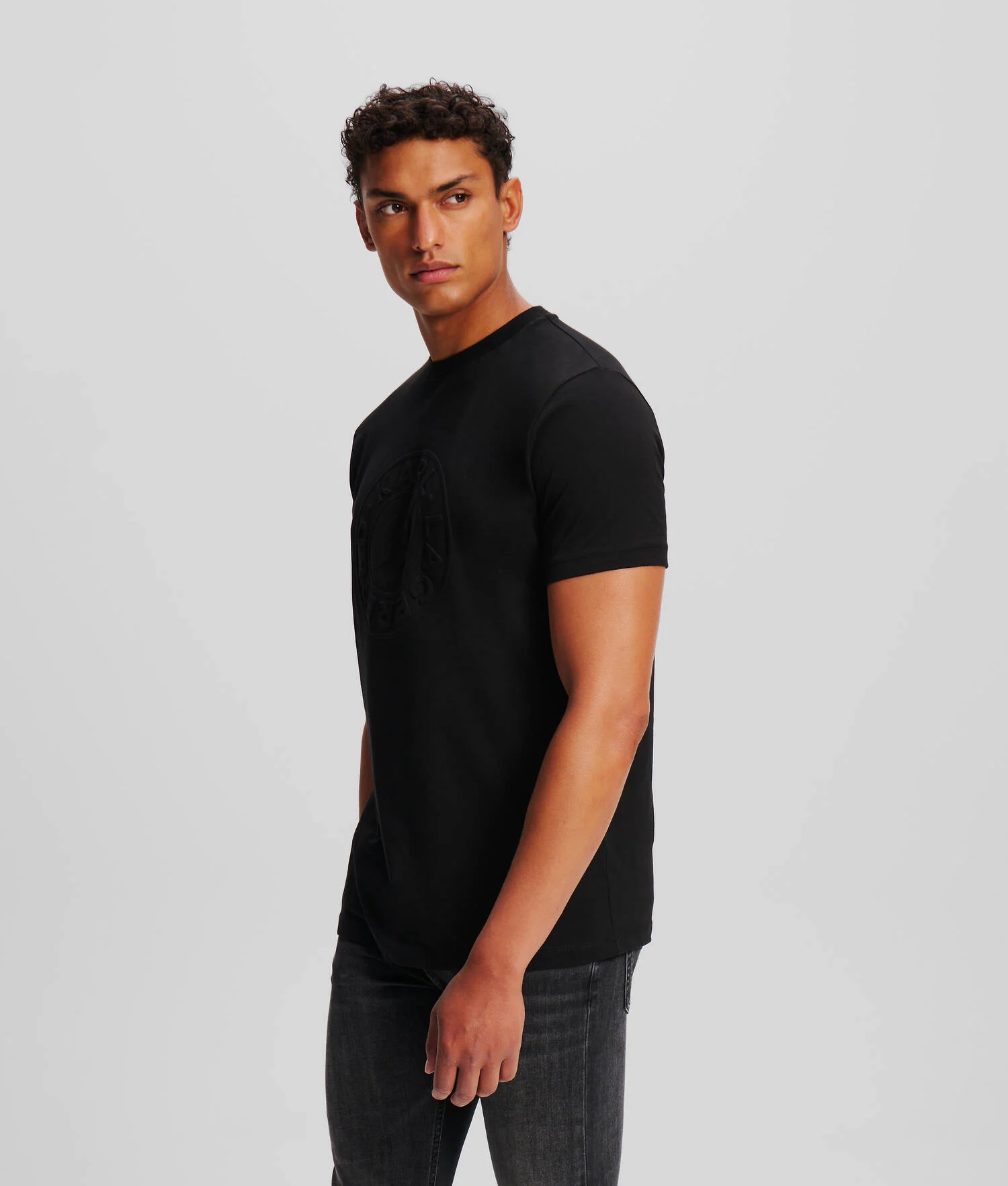T-SHIRT AVEC LOGO ROND TON SUR TON