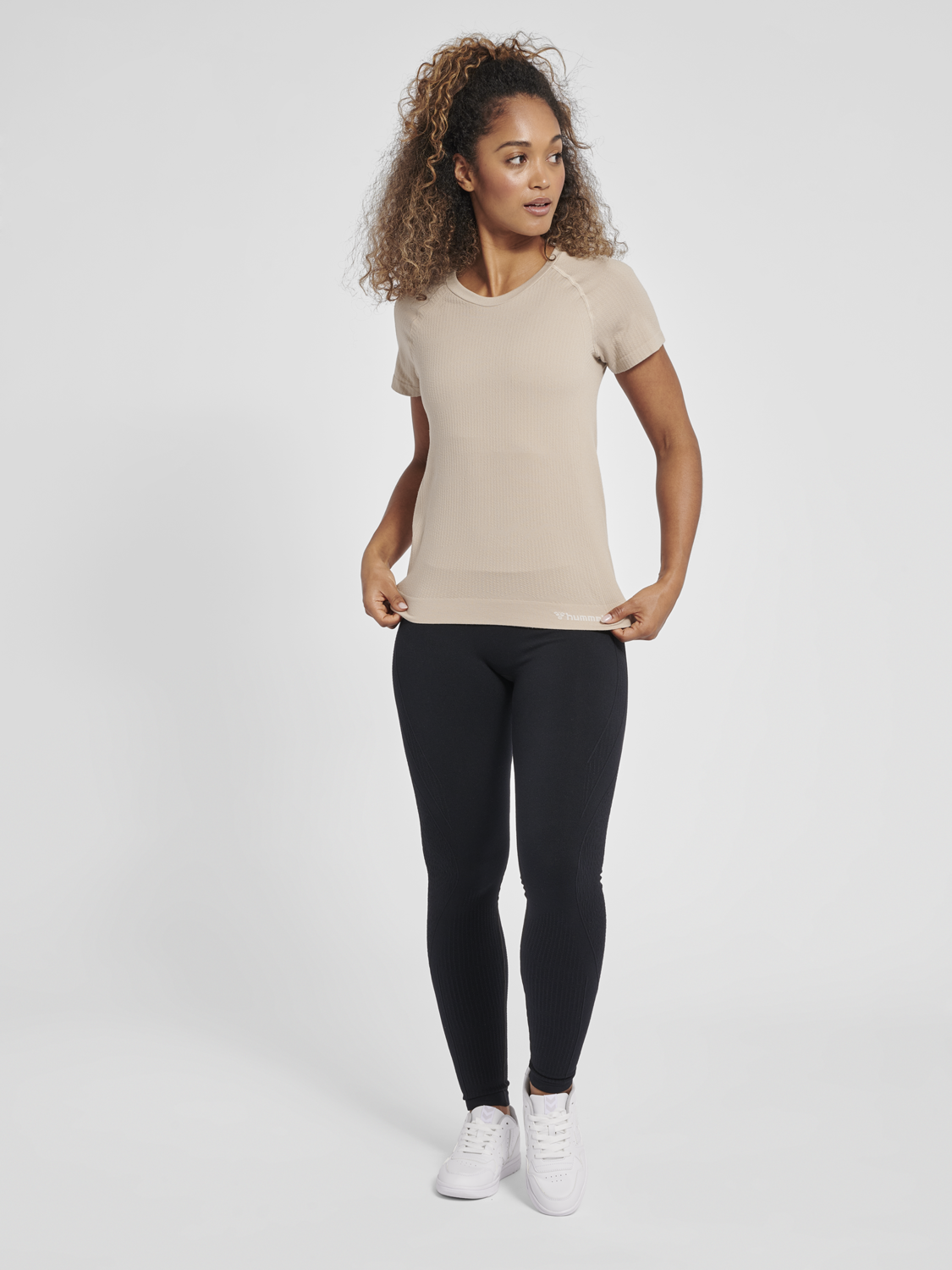 hmlMT FLOW SEAMLESS T-SHIRT