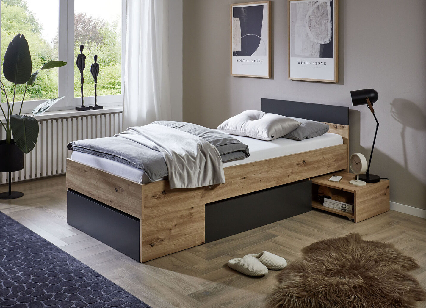 Stauraumbett mit grossen Schubladen