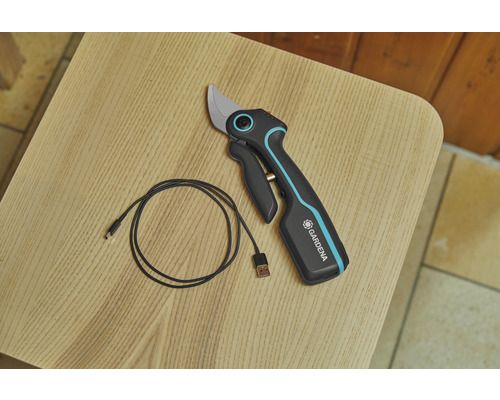 Gardena AssistCut accu tuinschaar, 25 mm snijdiameter, met USB-C kabel 12222-30