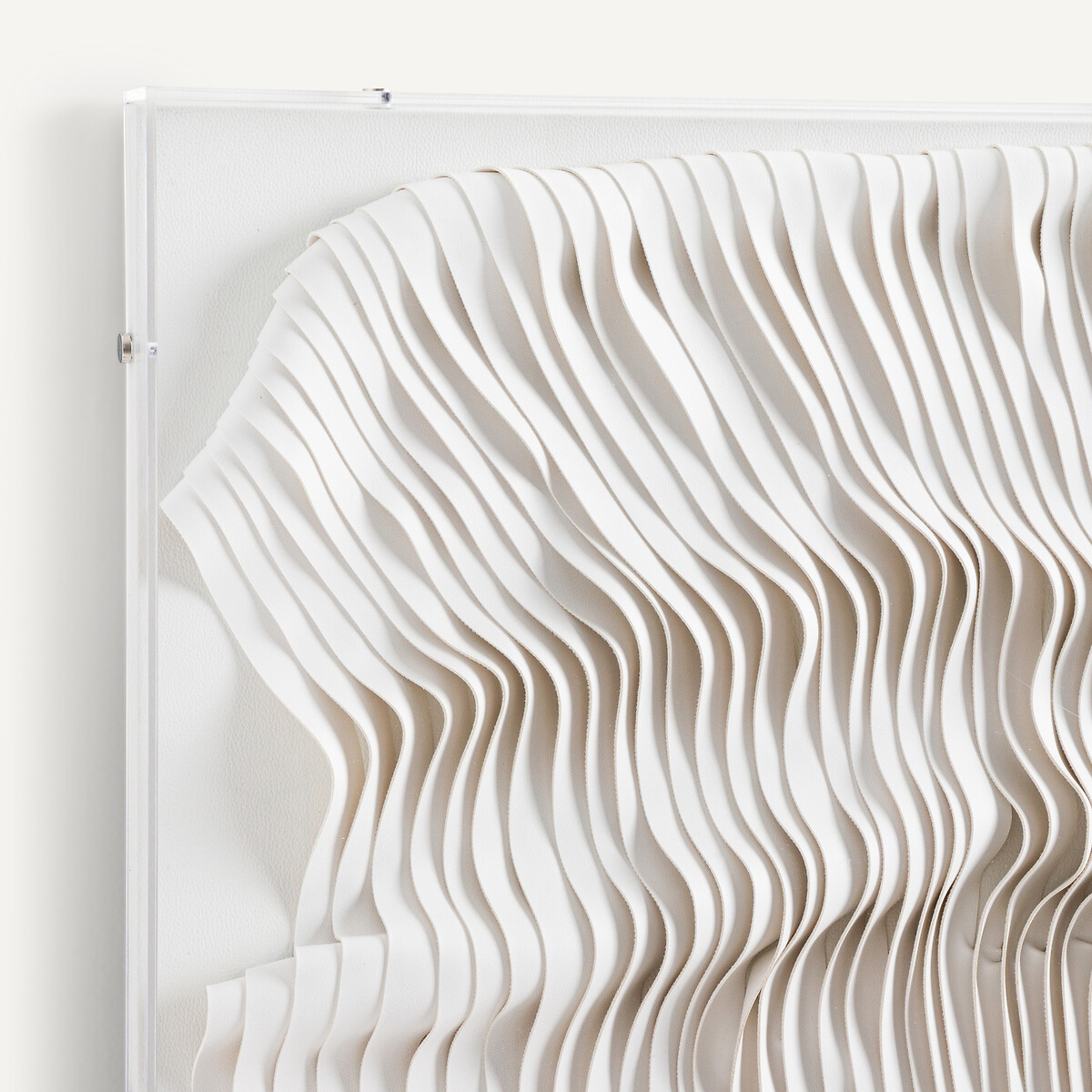AM.PM<br>Decoração de parede em tiras de couro branco, Ondor