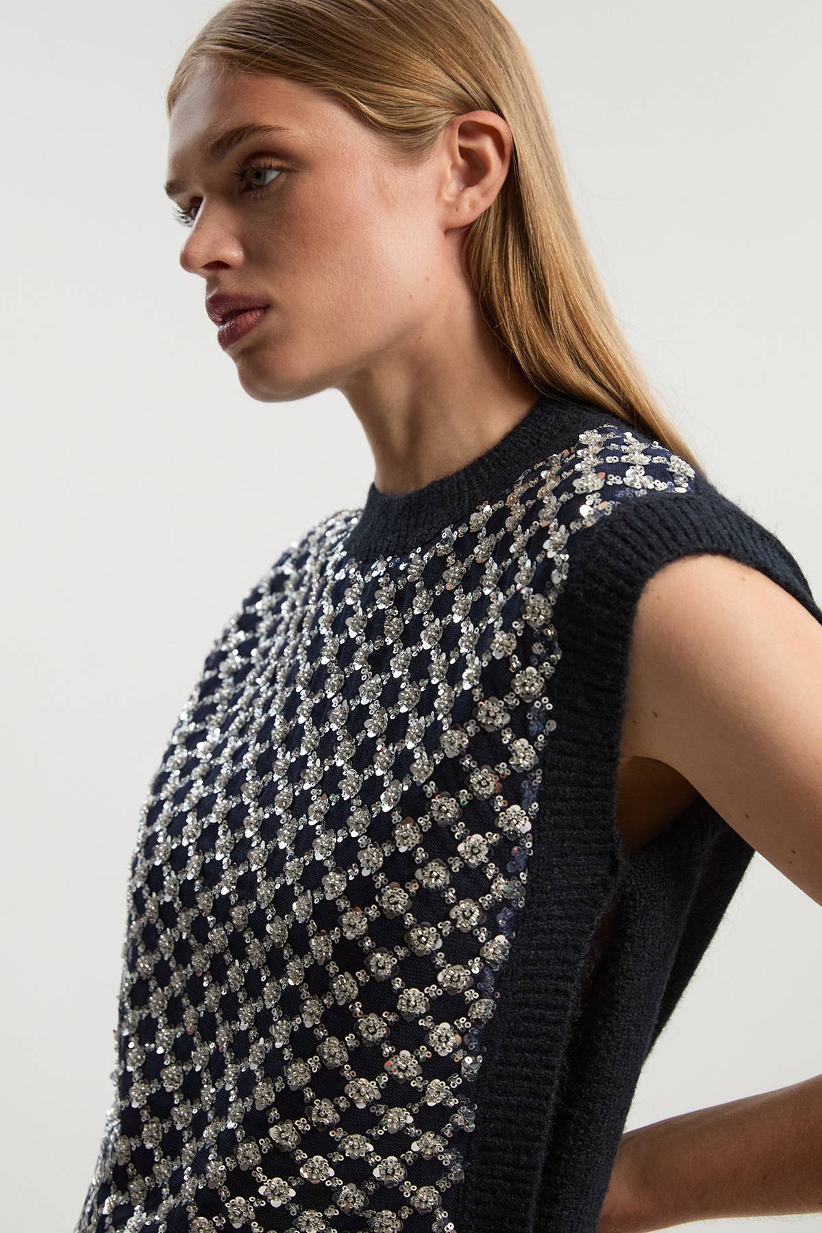 KarenMillen Débardeur en Maille Douillette Ornée
