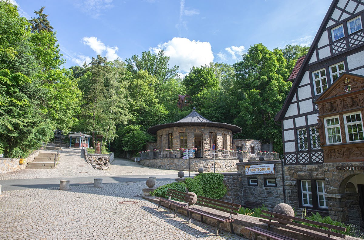 Feengrotten Saalfeld und Museum Grottoneum