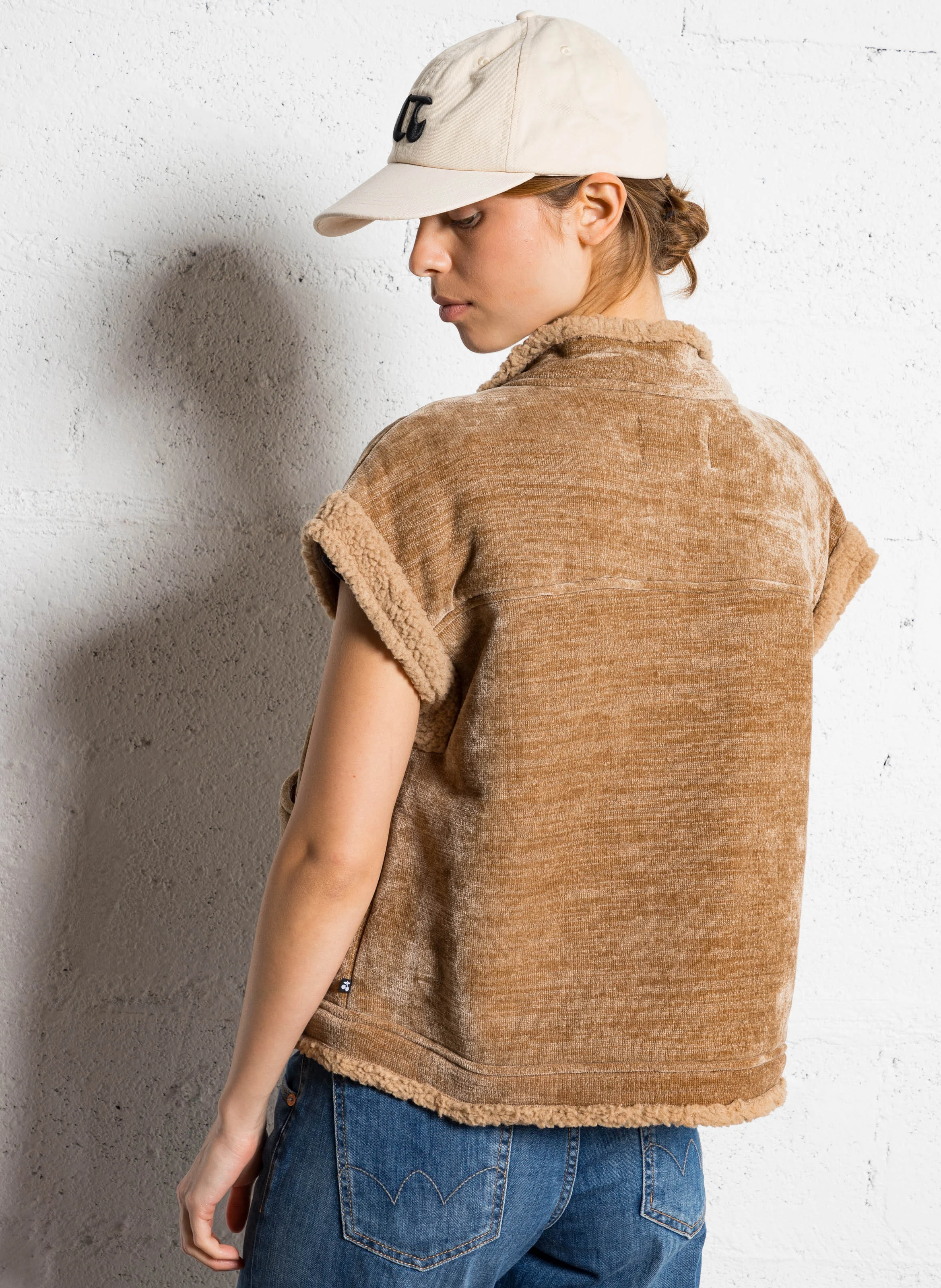FUJI - Veste sans manches effet peau de mouton | Marron