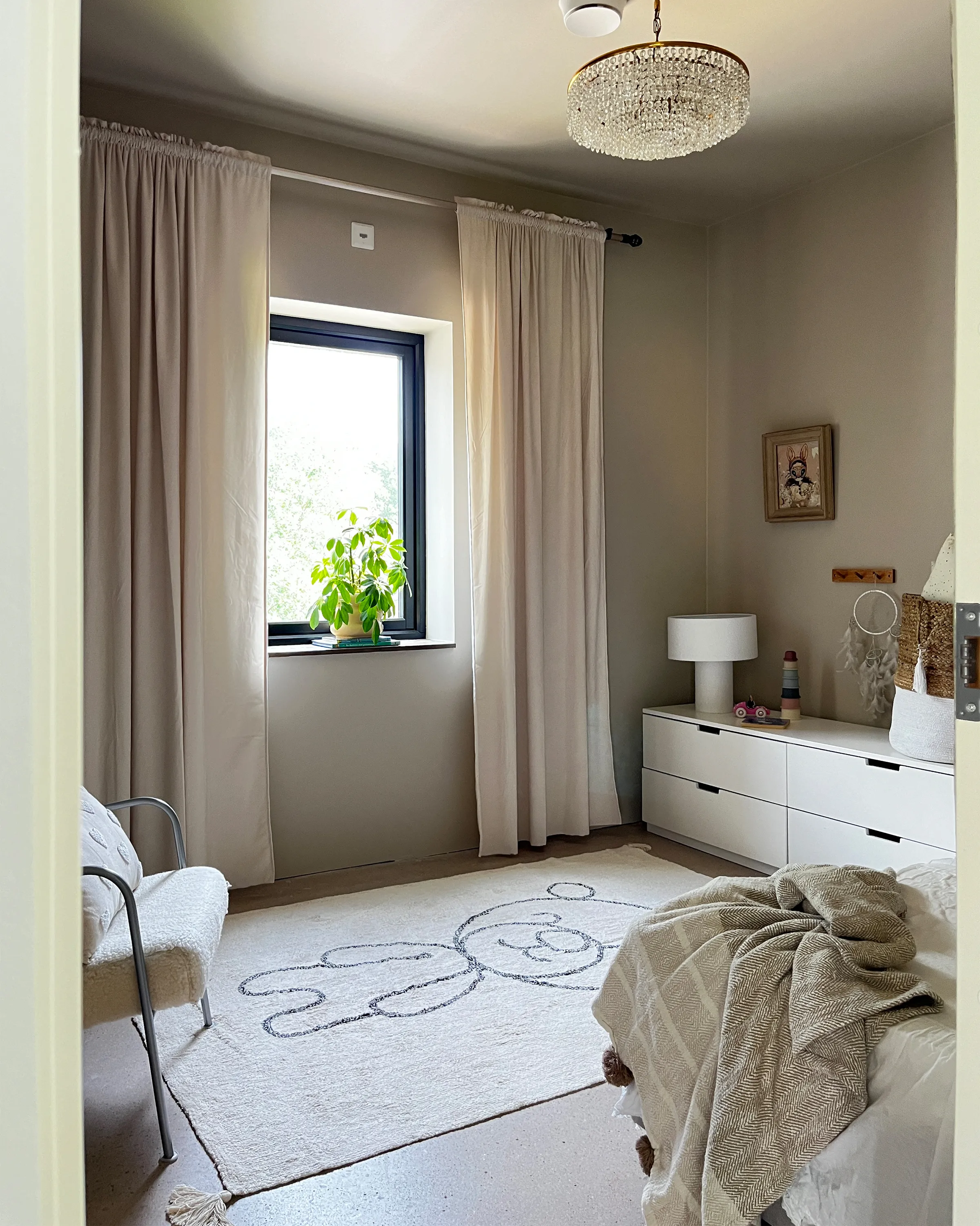 Kindervloerkleed ZORAKAN Lichtbeige 140 x 200 cm Katoen