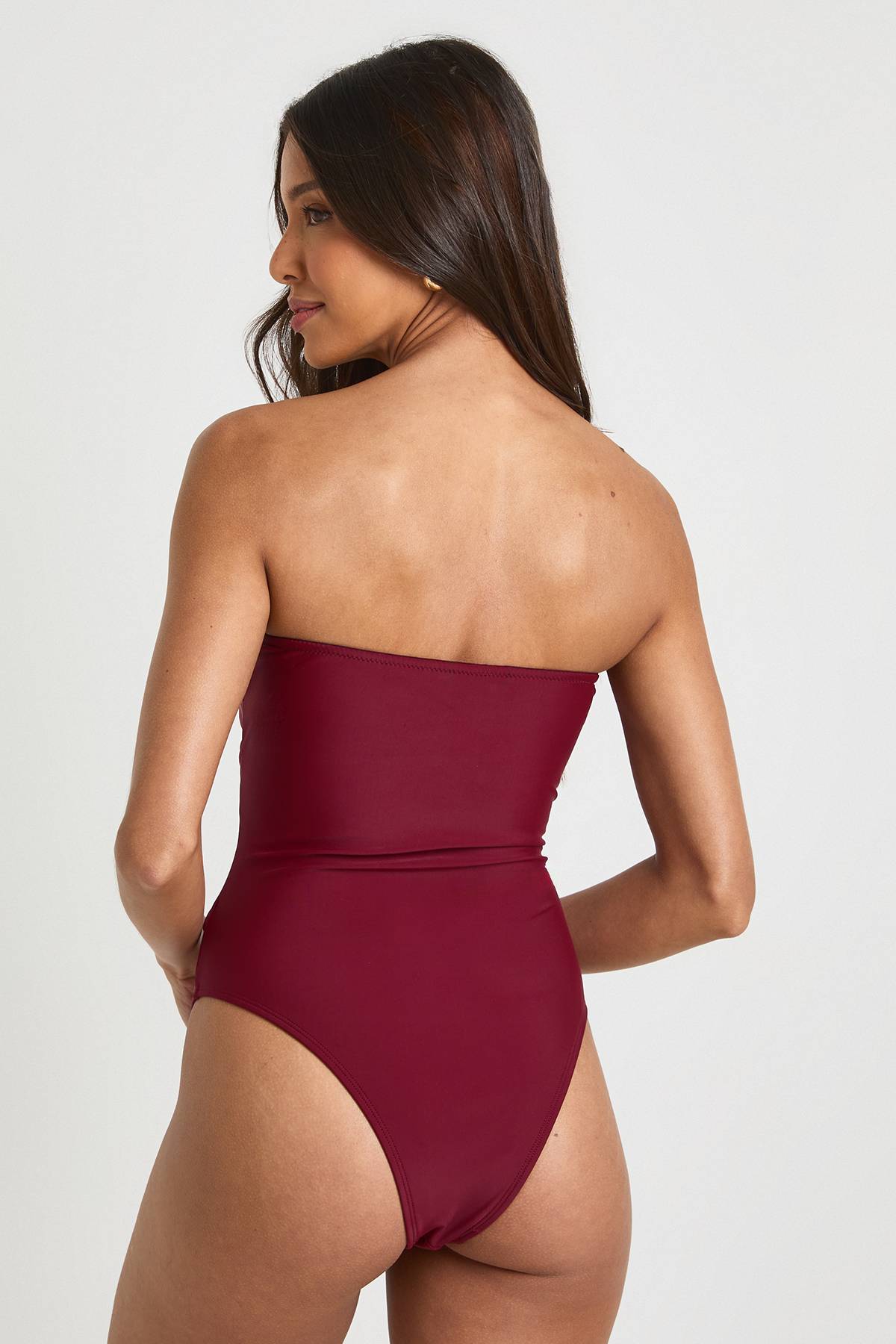 boohoo Maillot De Bain Bandeau À Découpes Avec Détails Dorés