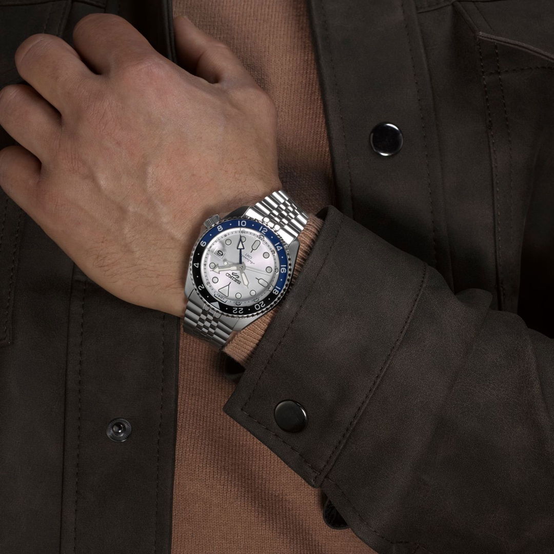 Seiko 5 Sports GMT Silver Cloud SKX Re-Interpretation