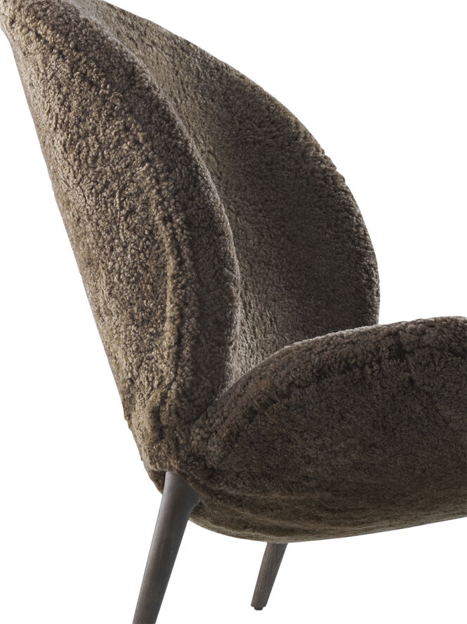 Vipp Lodge Lounge Dark Oak Curly col. 07 No color