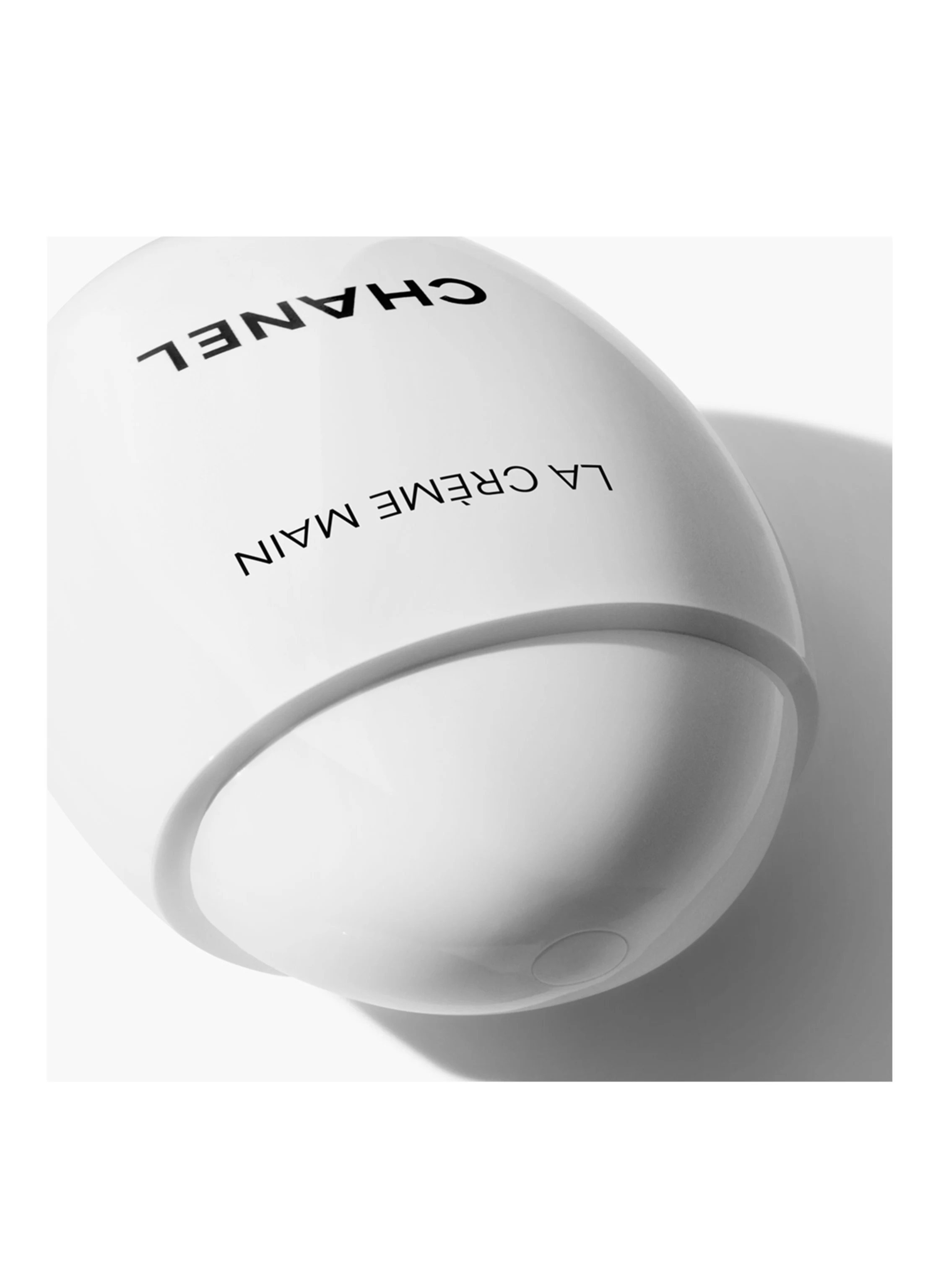 CHANEL LA CRÈME MAIN